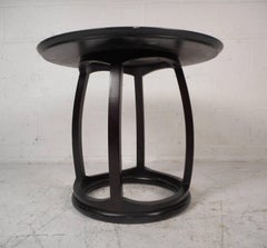 Moderner Mid-Century-Beistelltisch von John Stuart