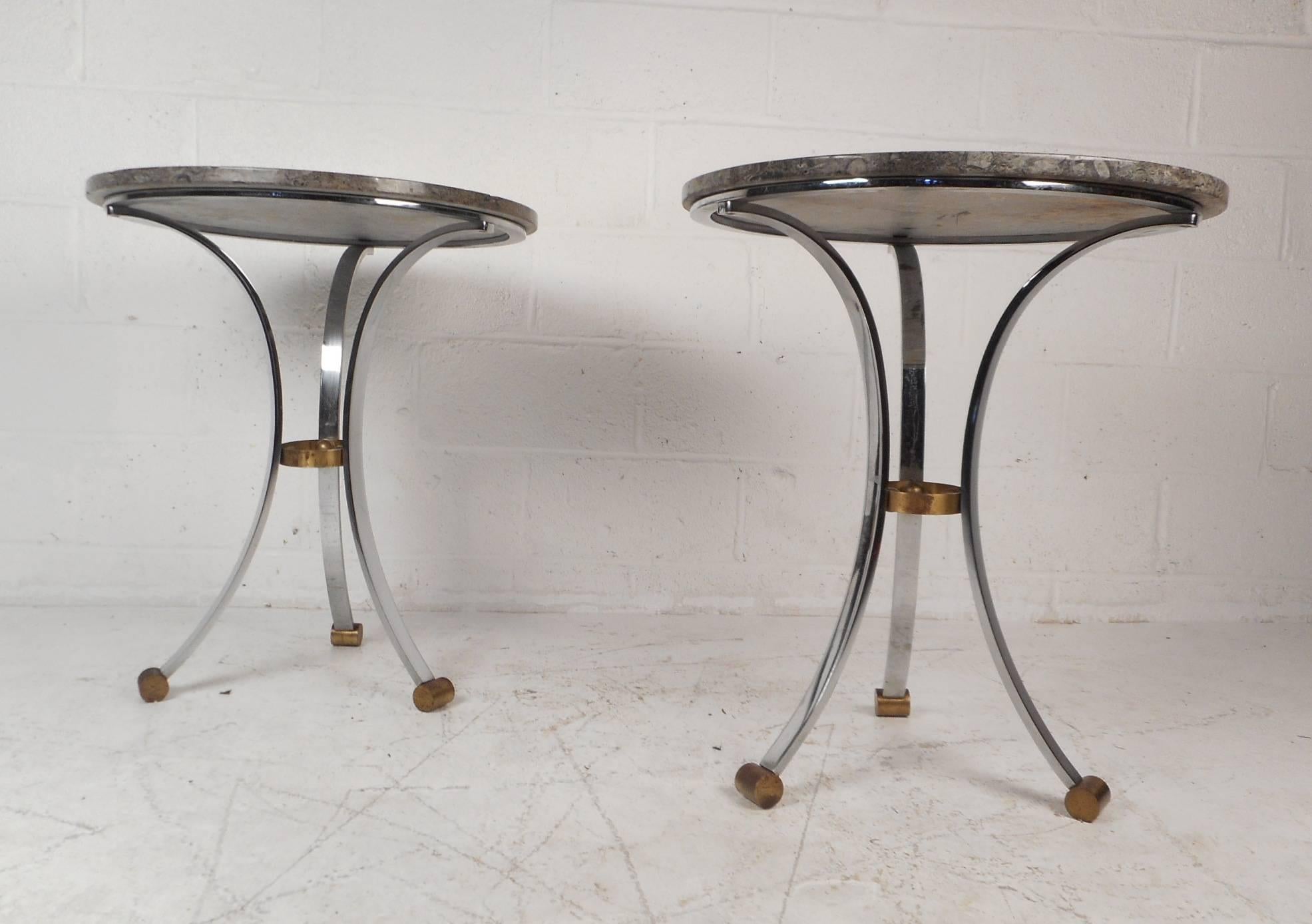 20th Century Pair of Mid-Century Modern End Tables with a Marble Top For Sale