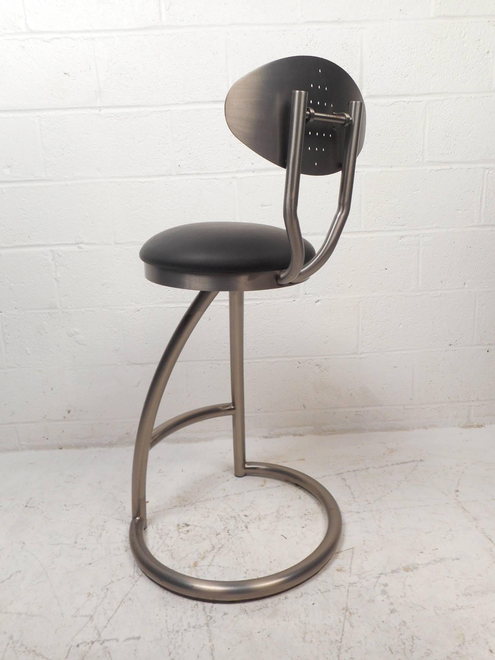 Mid-Century Modern Set of Five Contemporary Modern Industrial Style Bar Stools For Sale