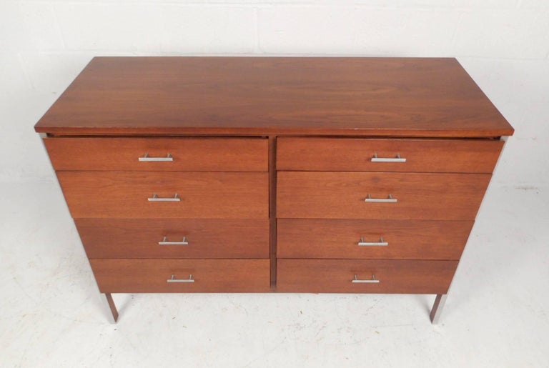 Mid-Century Modern Paul McCobb Dresser for Calvin Furniture For Sale