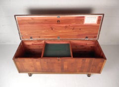 Amazing Mid-Century Modern Lane Cedar Chest