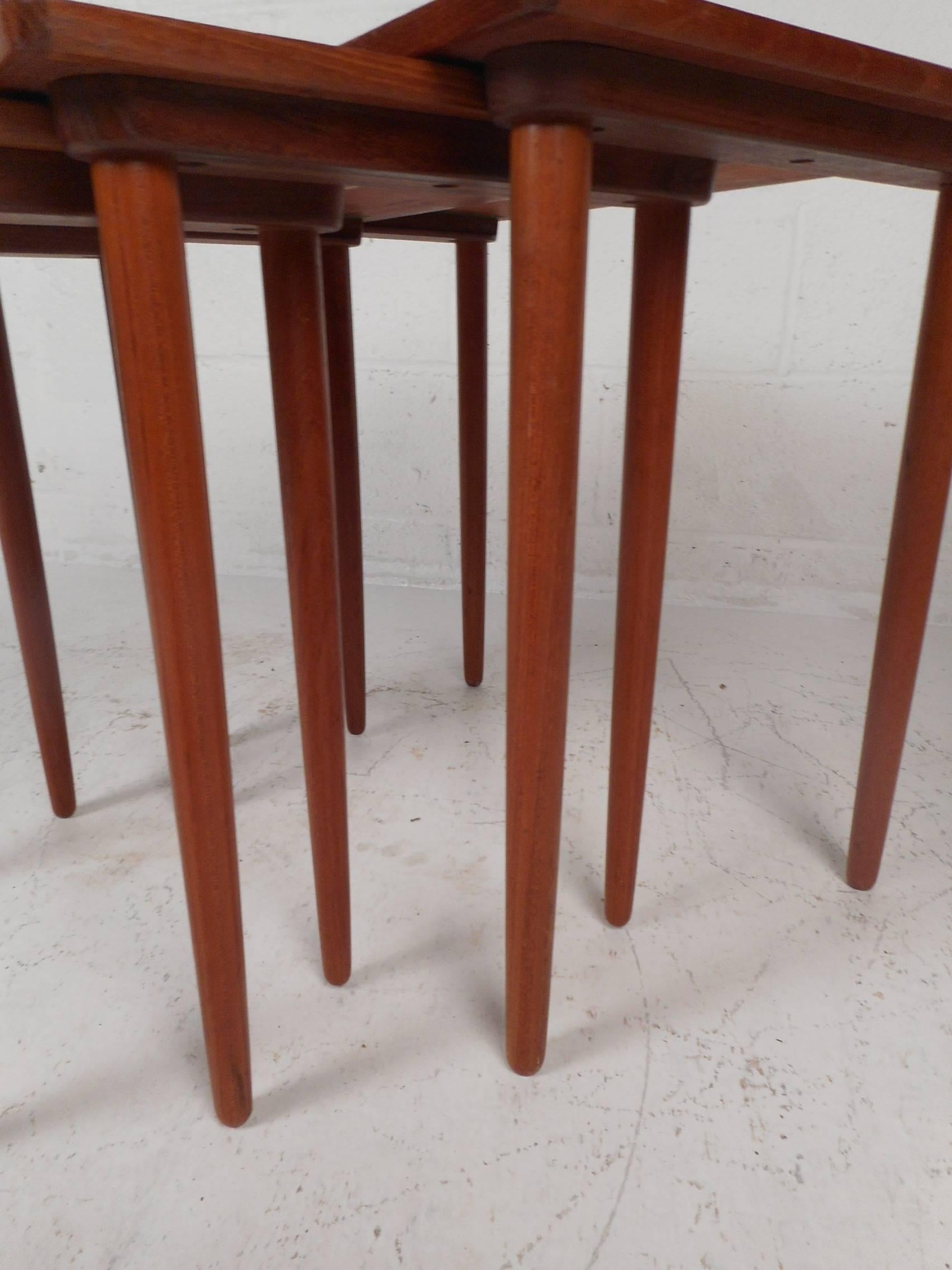Set of Three Mid-Century Modern Teak Nesting Tables by Bramin Mobler In Good Condition In Brooklyn, NY