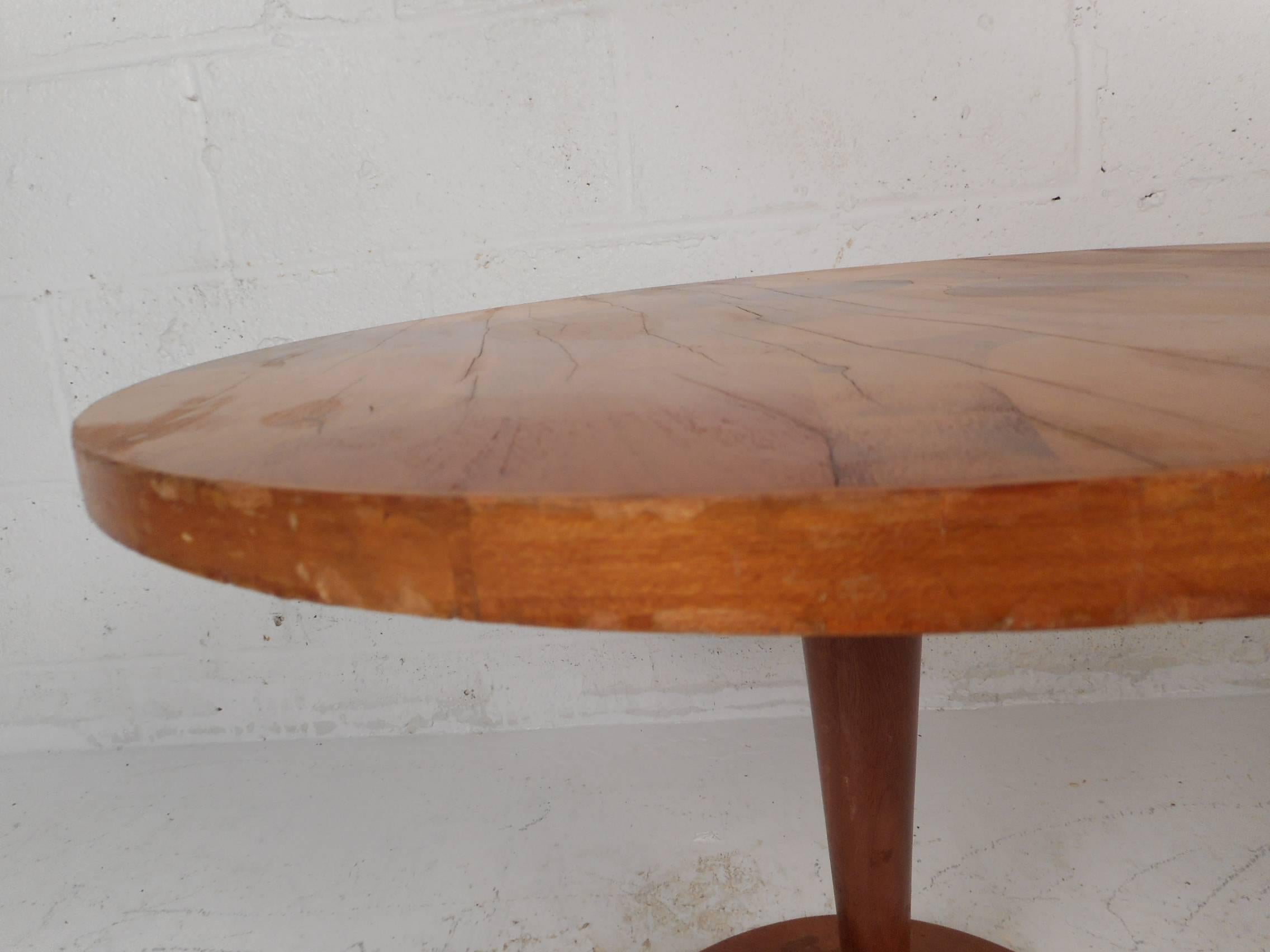 Wood Unique Mid-Century Modern Round End Table For Sale
