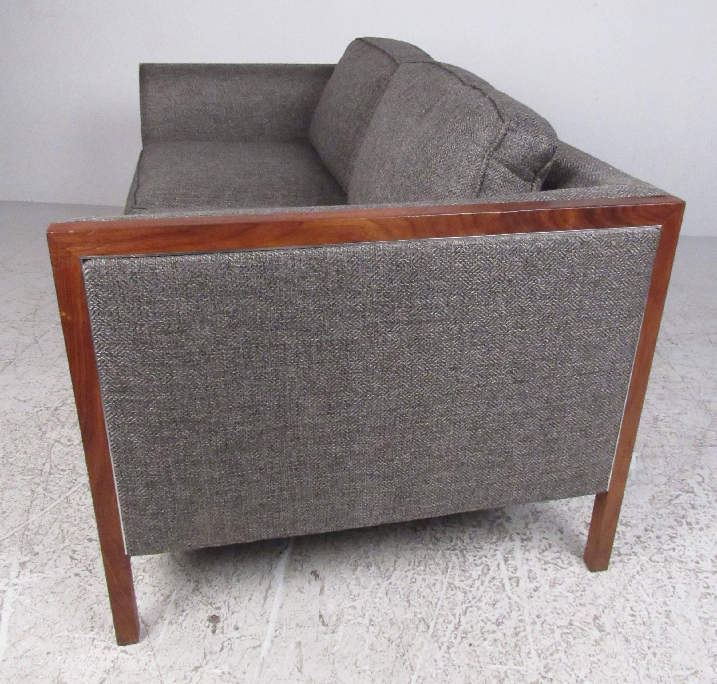 American Midcentury Two-Seat Sofa by Stow Davis