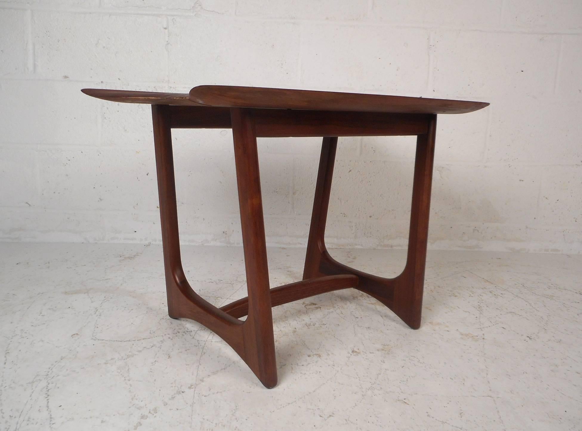 American Unique Mid-Century Modern Sculpted End Table by Craft Associates