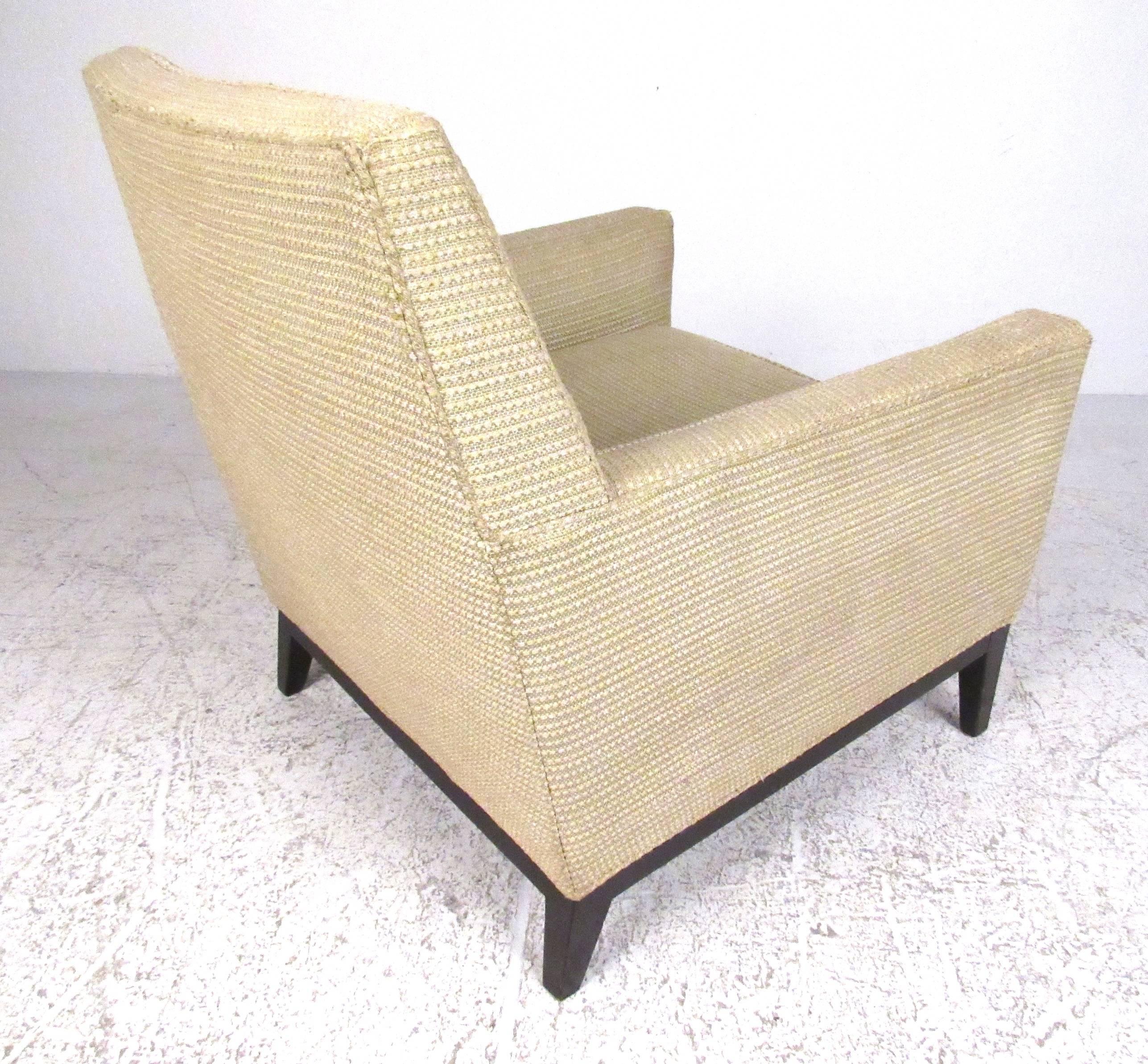 Mid-Century Modern Dunbar Lounge Chair by Edward Wormley