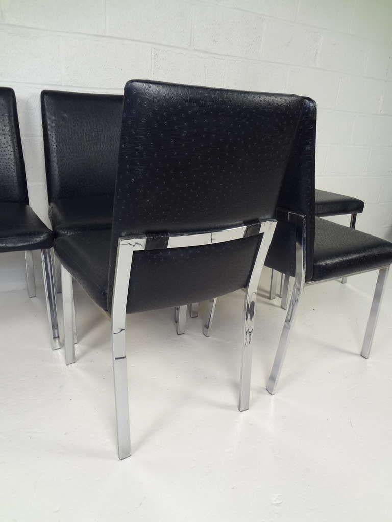 American Set of Mid-Century Modern Decorator Style Dining Chairs