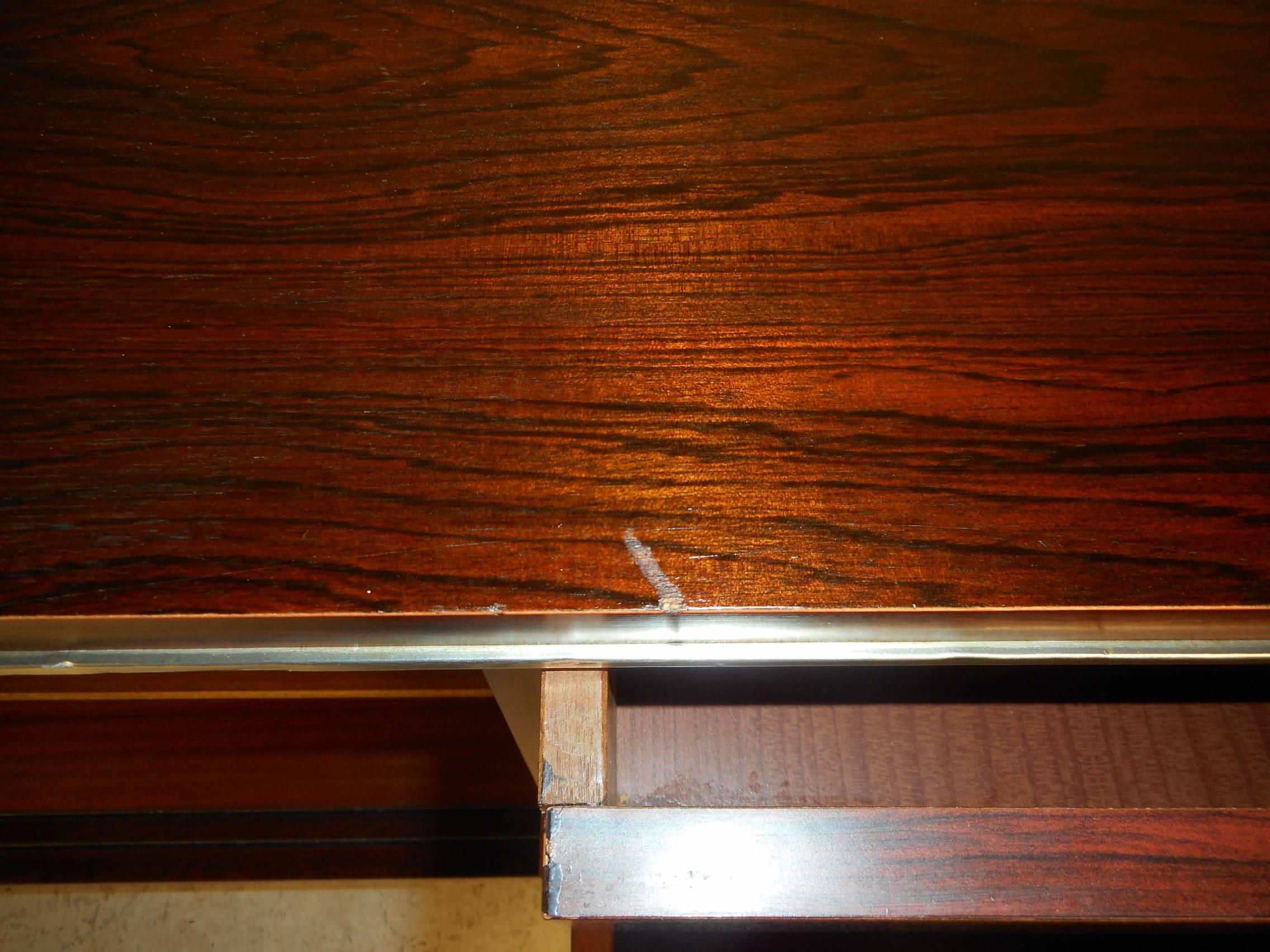 Palissandro Credenza moderna d'epoca in legno di palissandro di Royal Board of Sweden in vendita