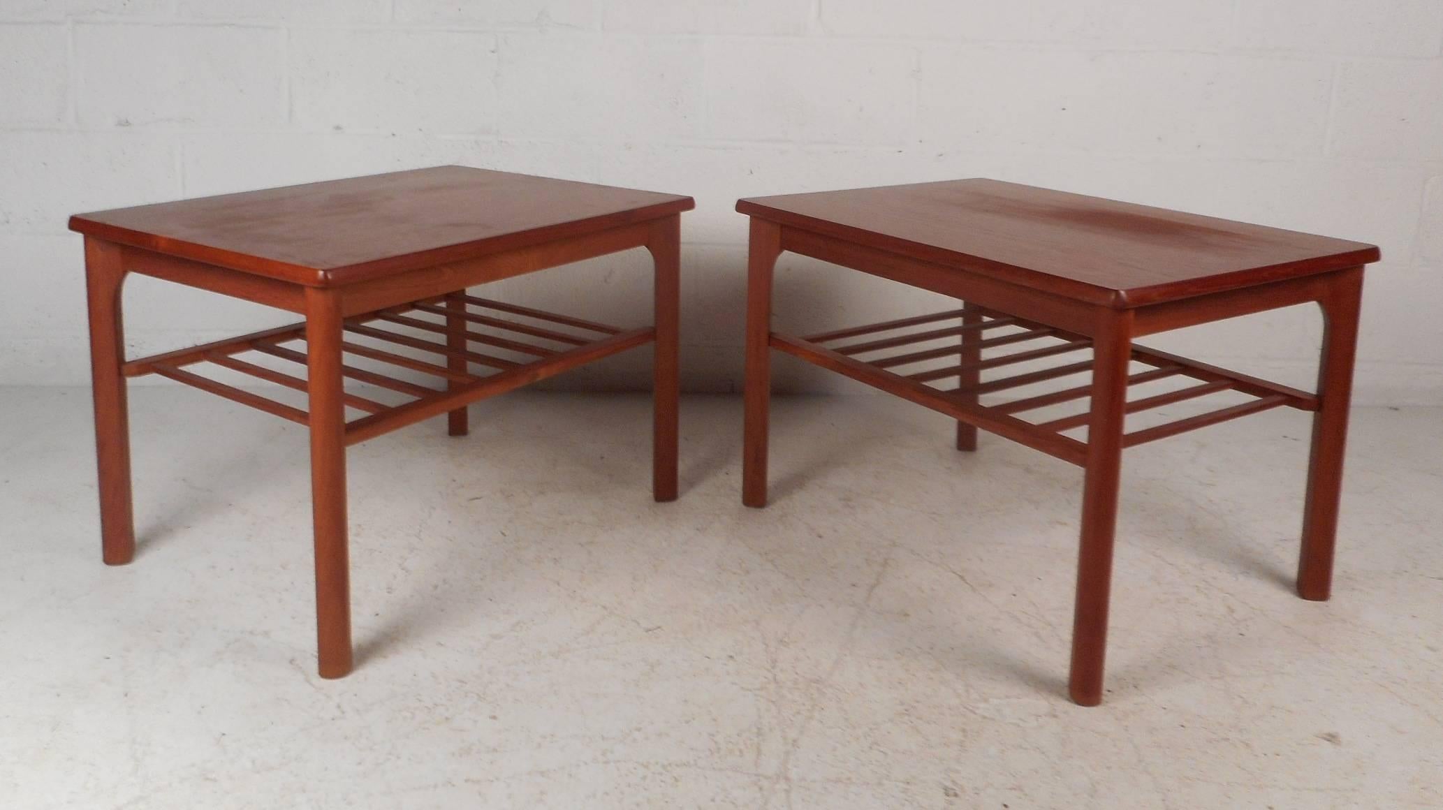 Danois Paire de tables d'appoint danoises en teck de style mi-siècle moderne par Mobelfabrikken Toften en vente