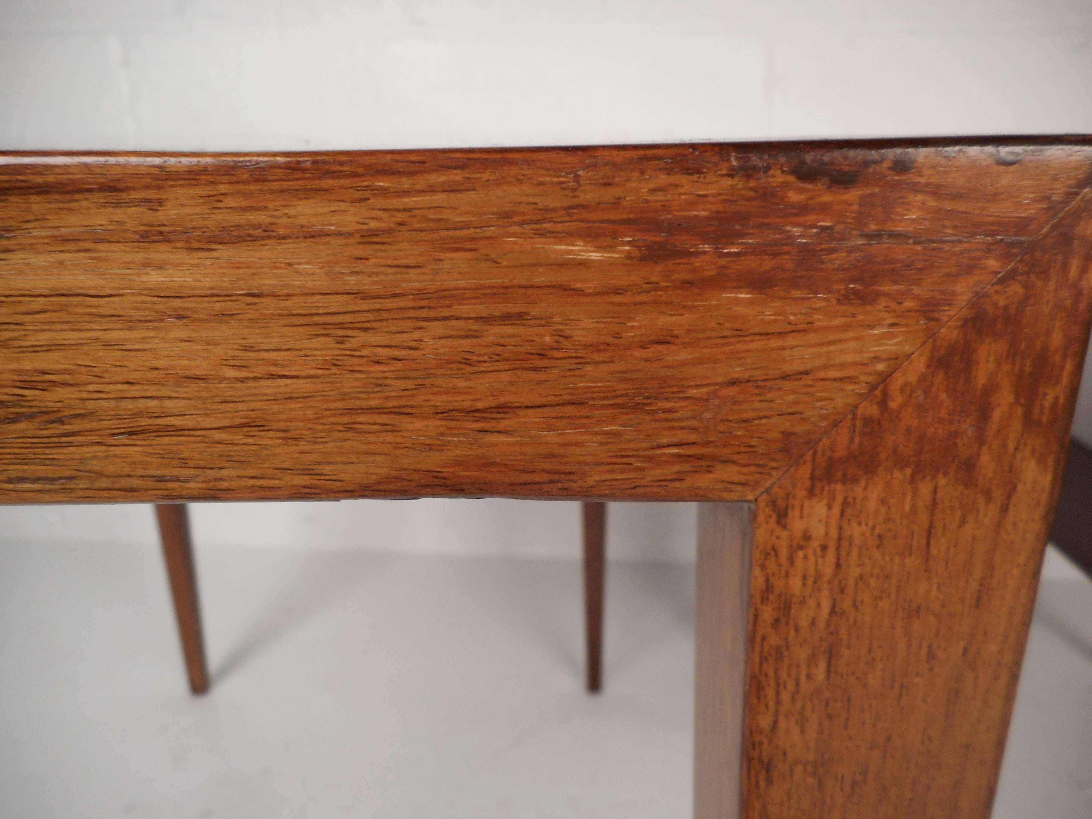Late 20th Century Pair of Midcentury Danish End Tables
