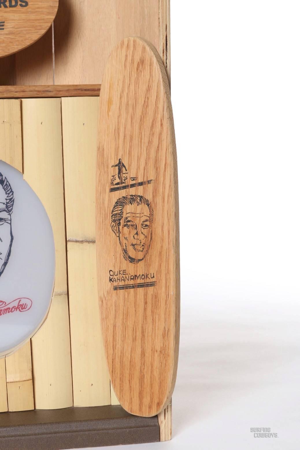 Duke Kahanamoku, Father of Modern Day Surfing, Collectible Skateboard Lamp In Excellent Condition For Sale In Los Angeles, CA