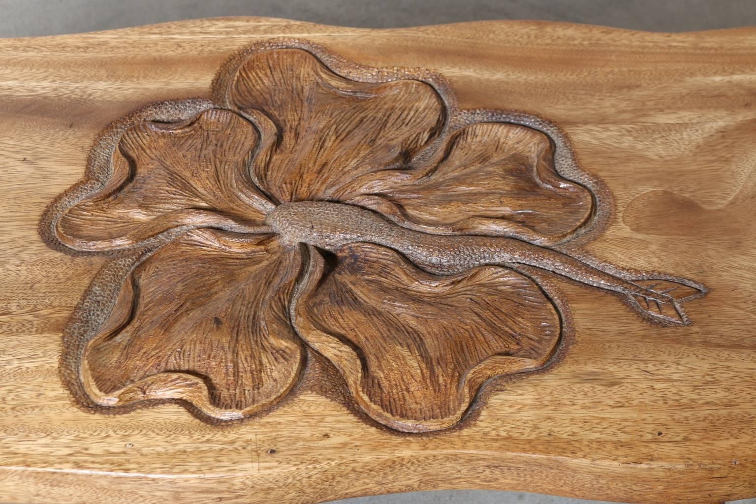 Hawaiian Wood Coffee Table with Hibiscus Flower Carving, circa 1940 In Good Condition In Los Angeles, CA