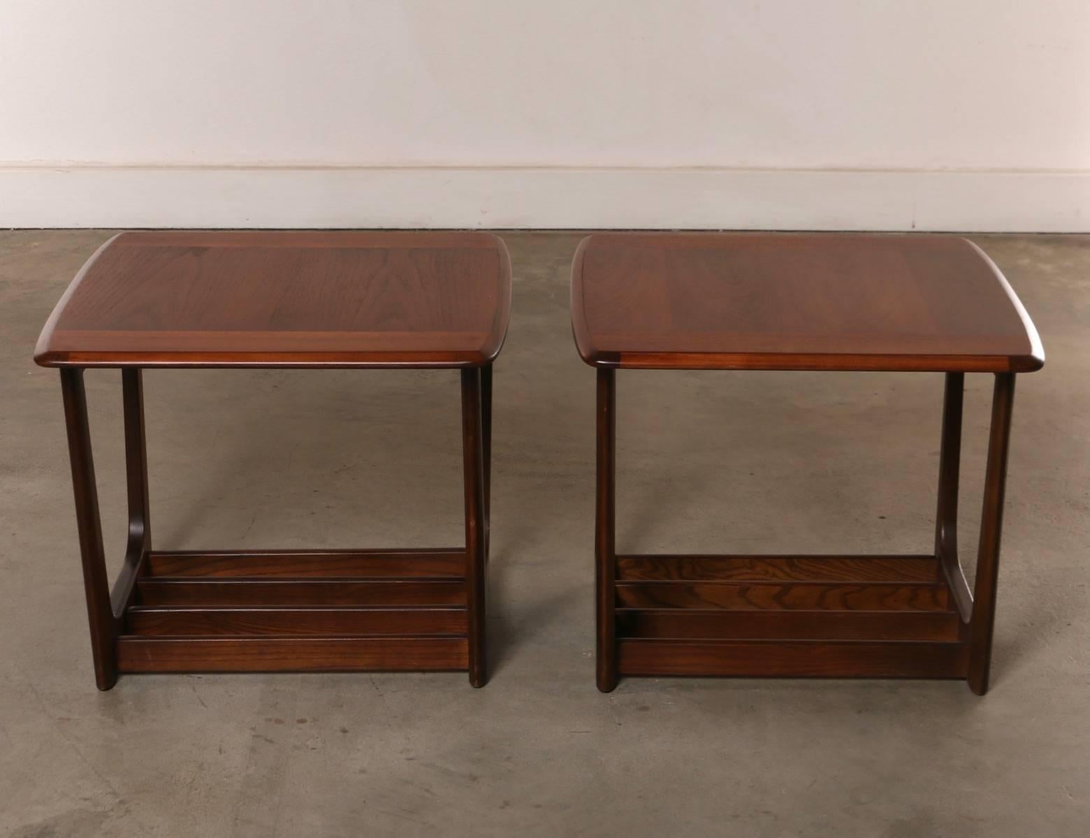 Walnut Side Table Pair, Mid-Century In Good Condition In Los Angeles, CA
