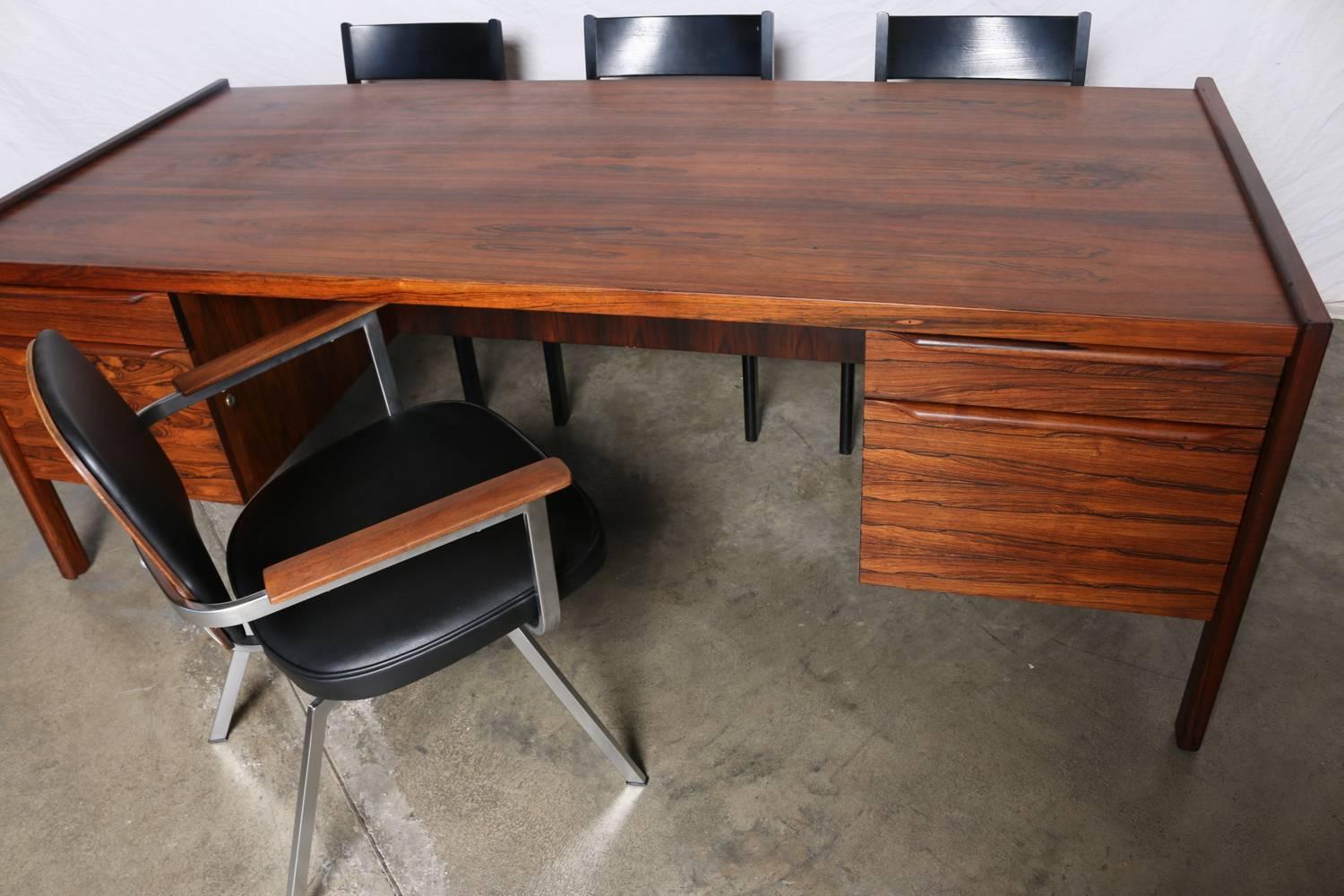 Oversize Rosewood Executive Desk, Scandinavian Design, 1960s 3