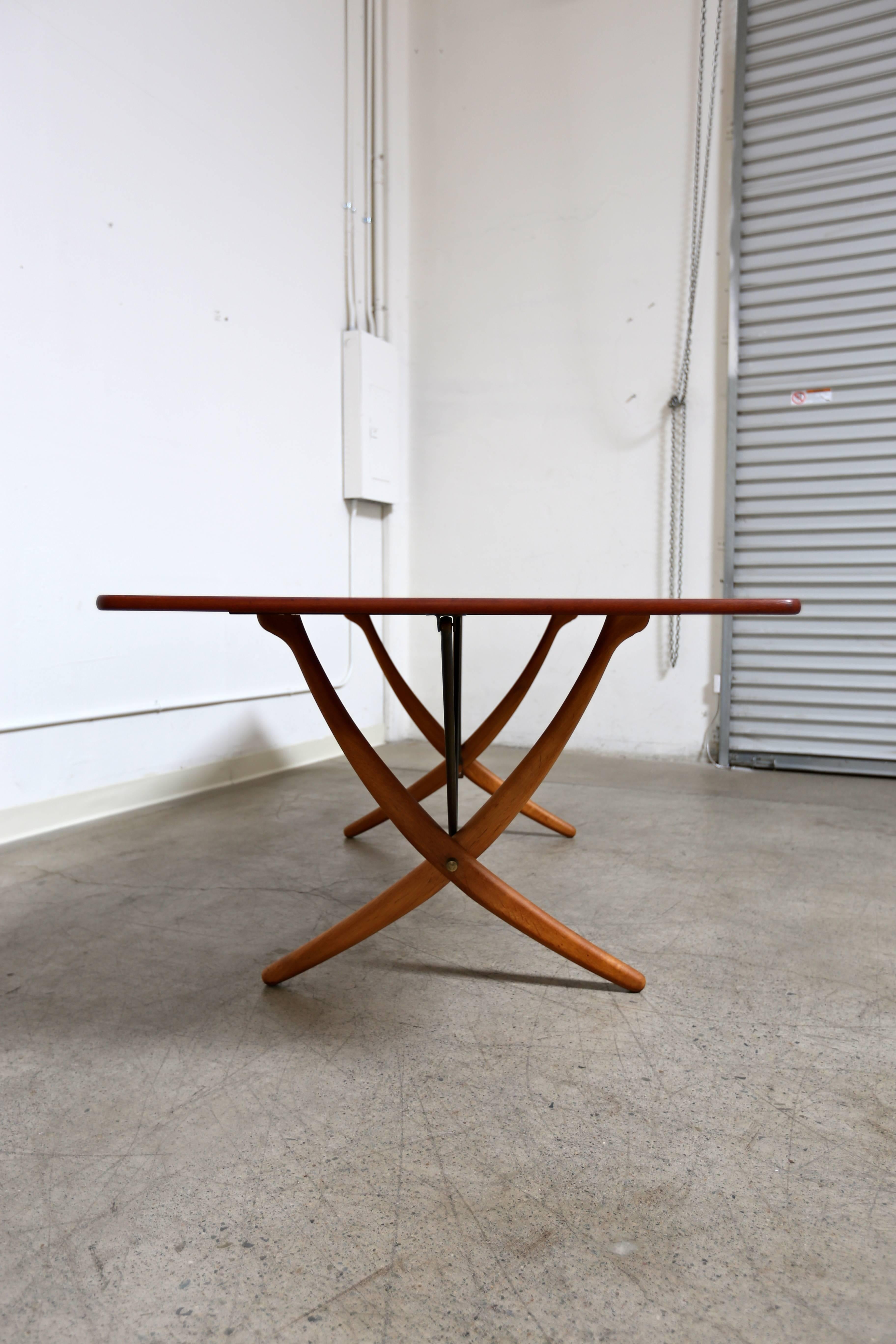 Dining Table by Hans Wegner In Good Condition In San Juan Capistrano, CA