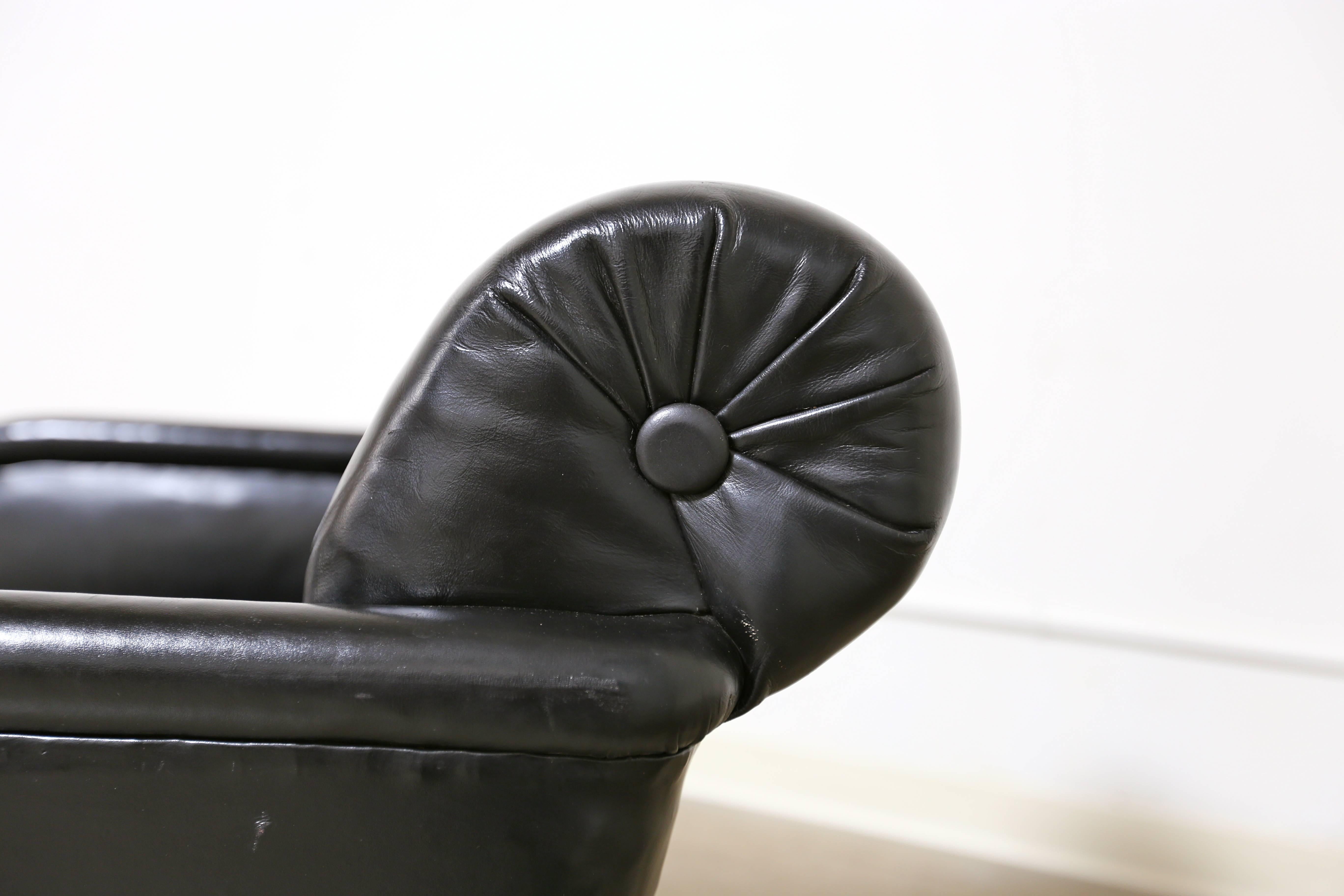 Modernist Leather Tufted Lounge Chair 2