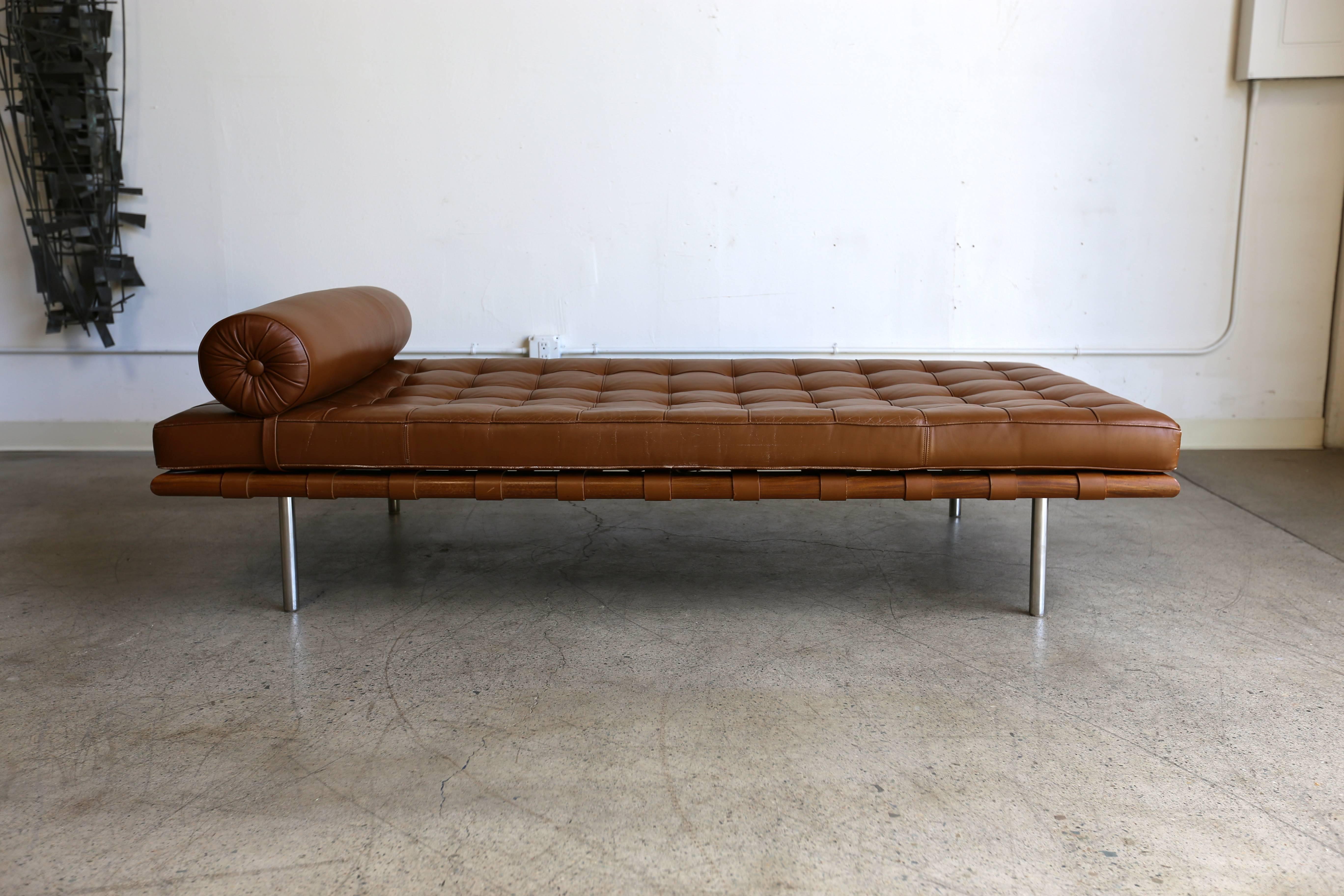 tan leather daybed