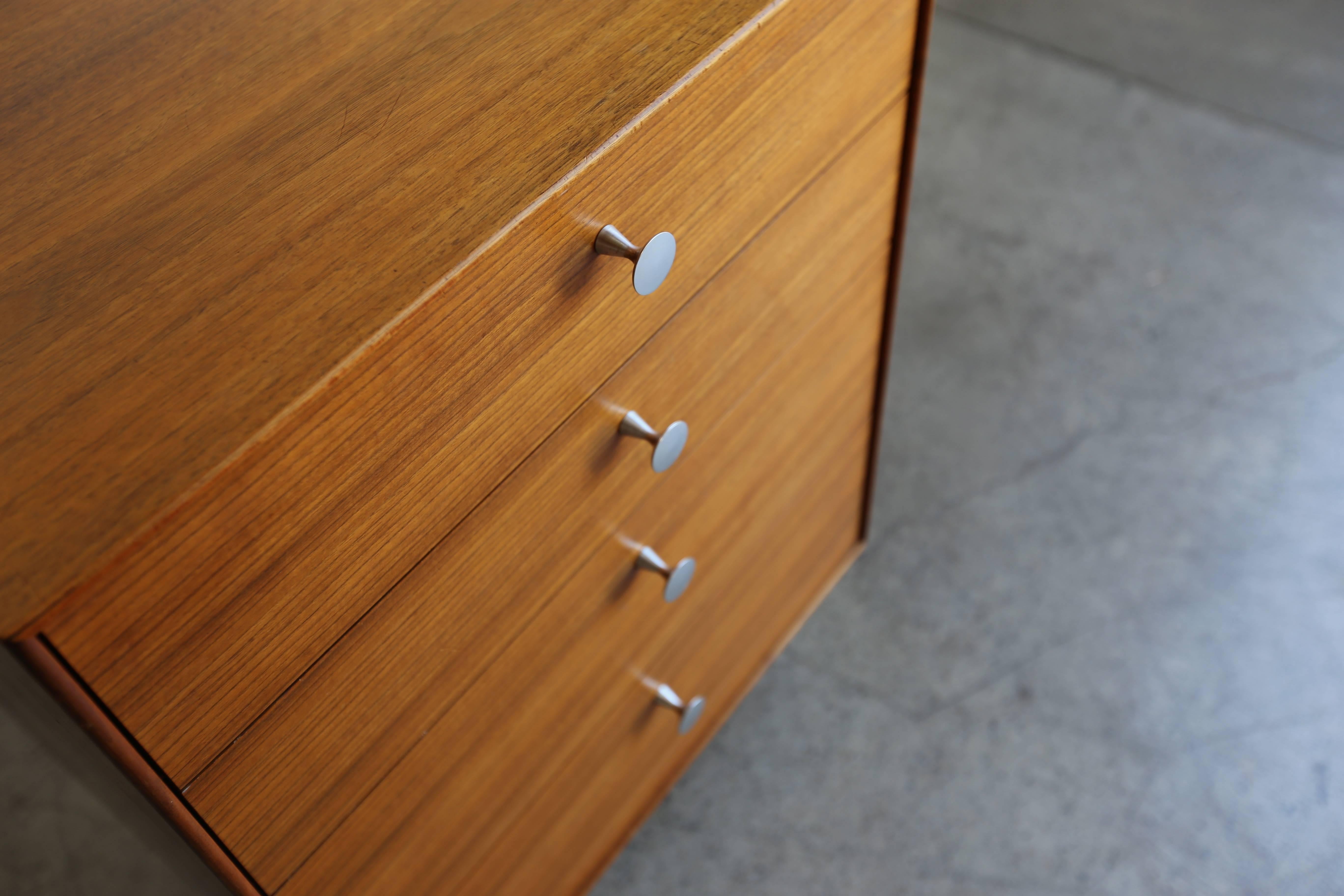 Mid-Century Modern 