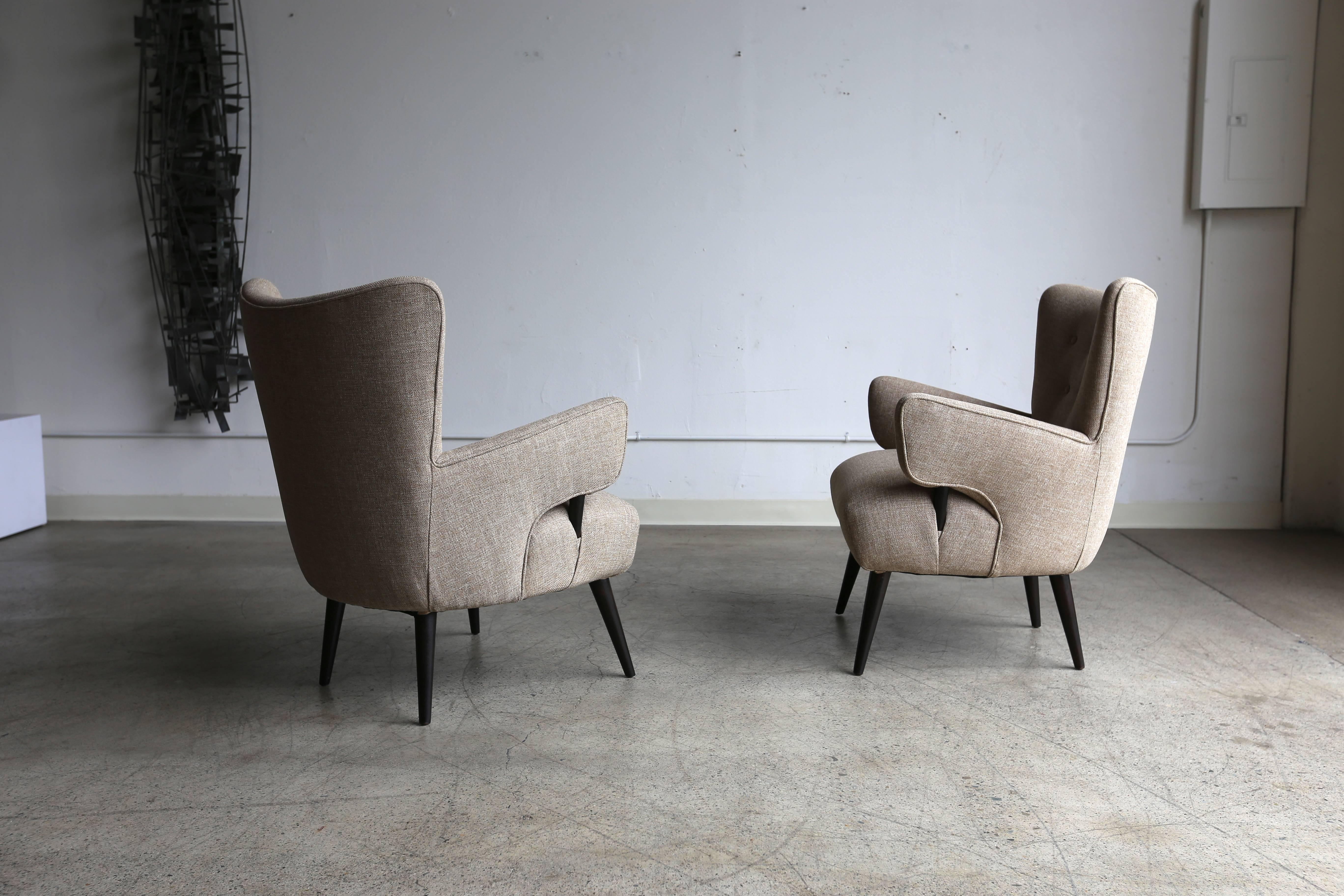 Mid-Century Modern Pair of Italian Lounge Chairs