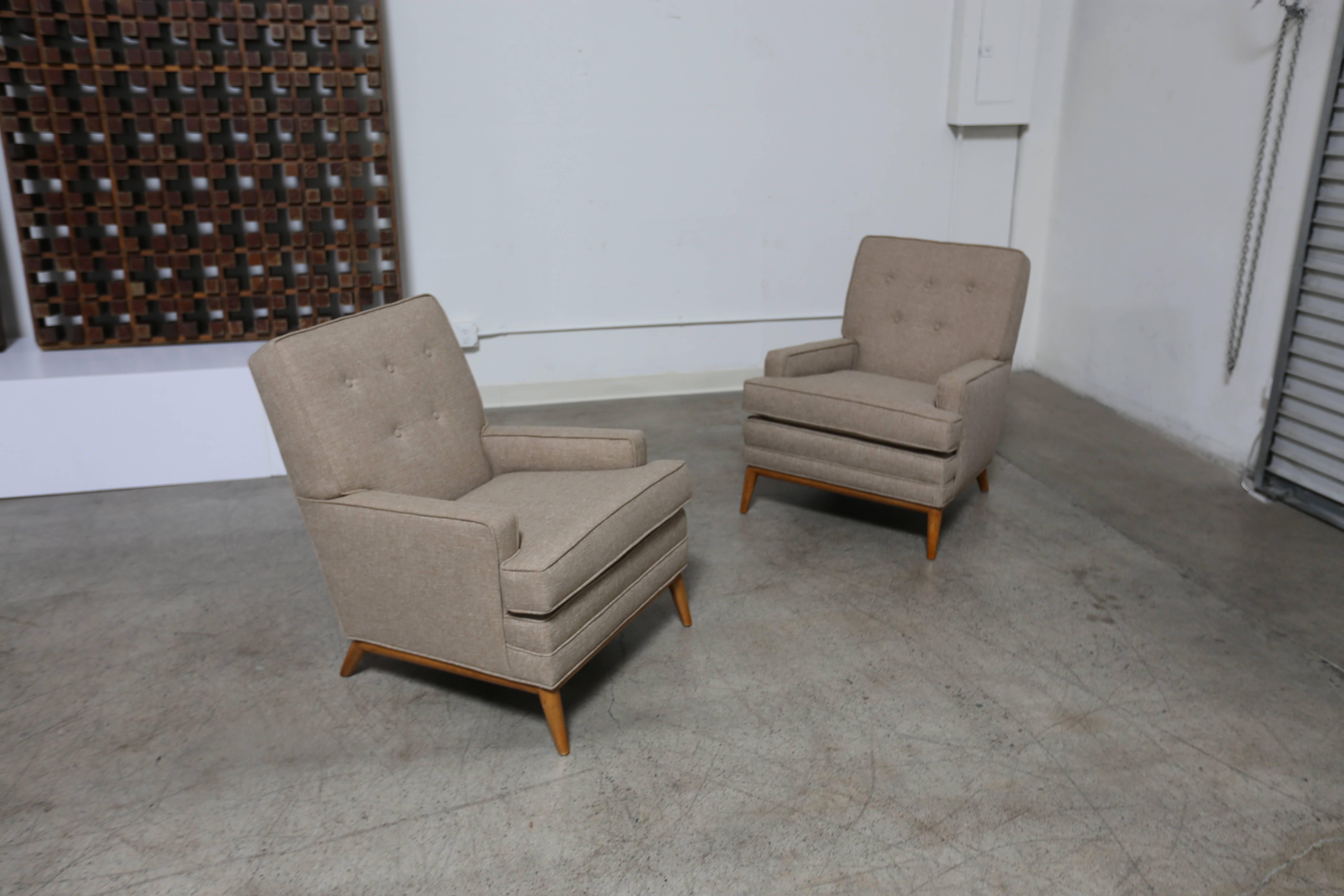 Classic Pair of Lounge Chairs by T.H. Robsjohn-Gibbings In Good Condition In Costa Mesa, CA