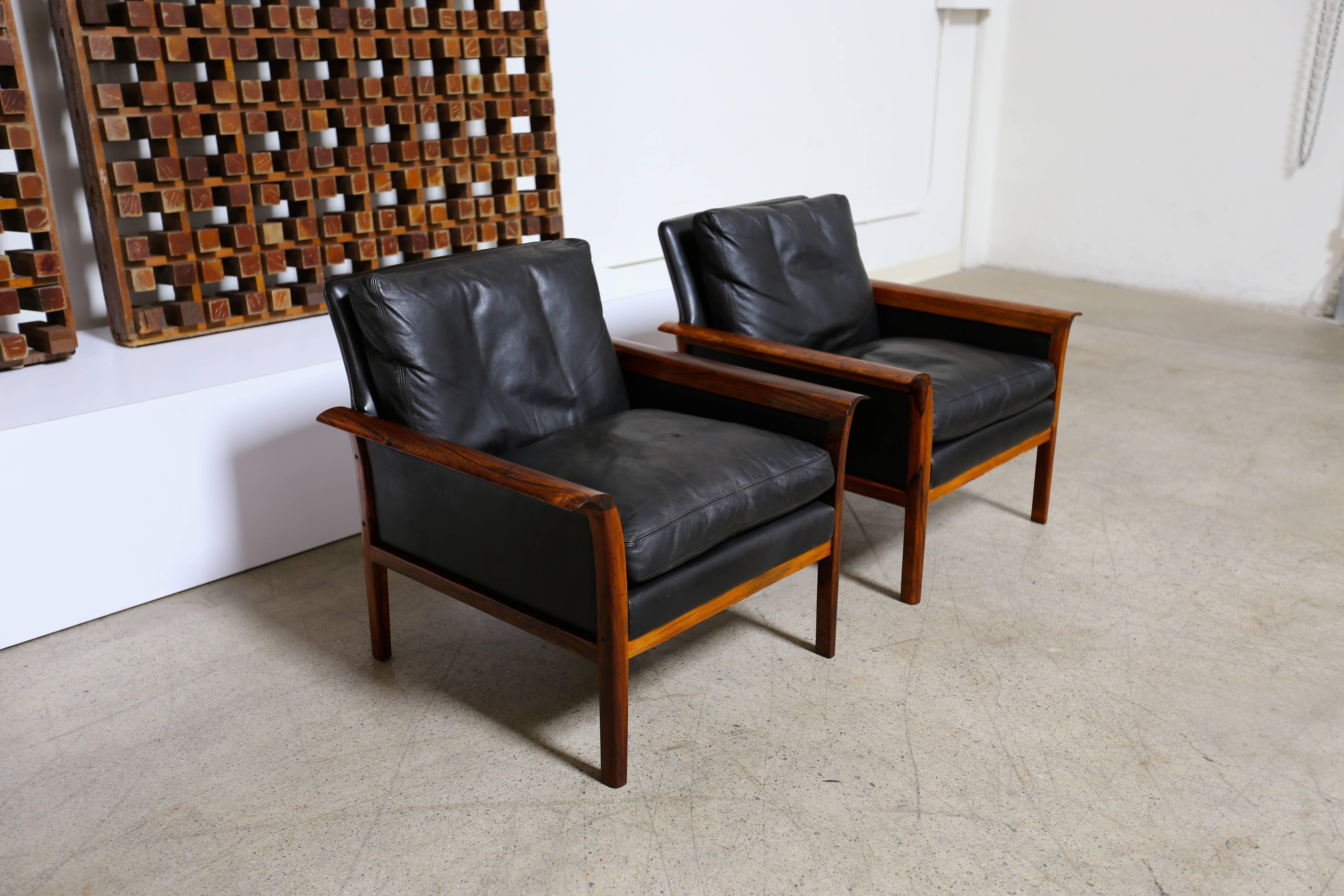 Norwegian Pair of Rosewood and Leather Lounge Chairs by Knut Saeter