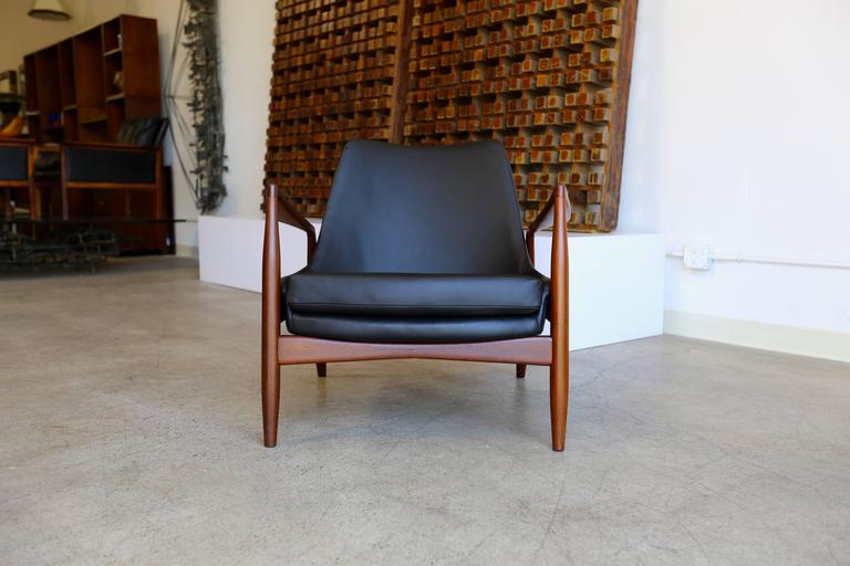 "Seal" Chair by Ib Kofod Larsen at 1stDibs seal chair replica, ib