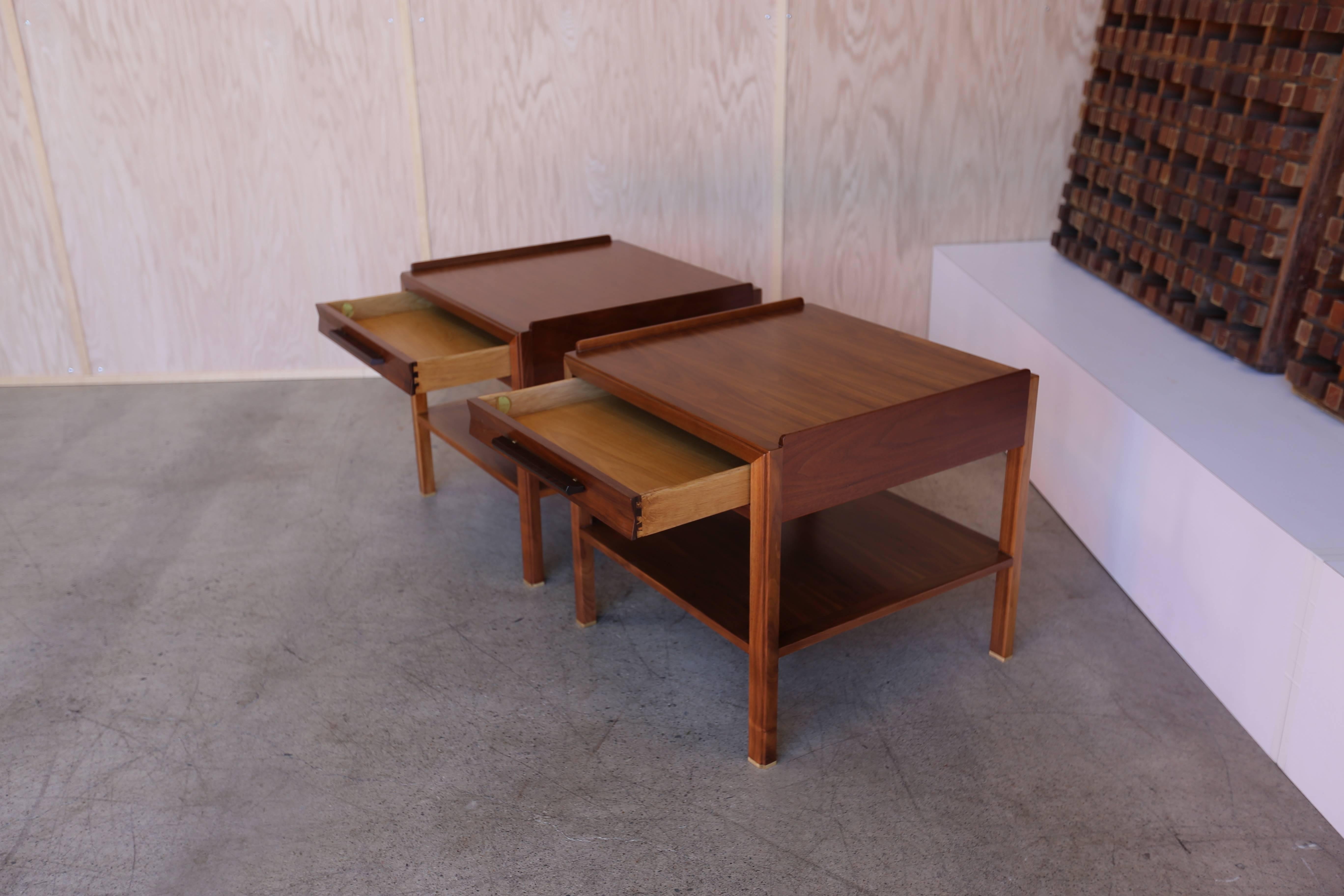 Large-Scale End Tables by Edward Wormley In Good Condition In Denton, TX