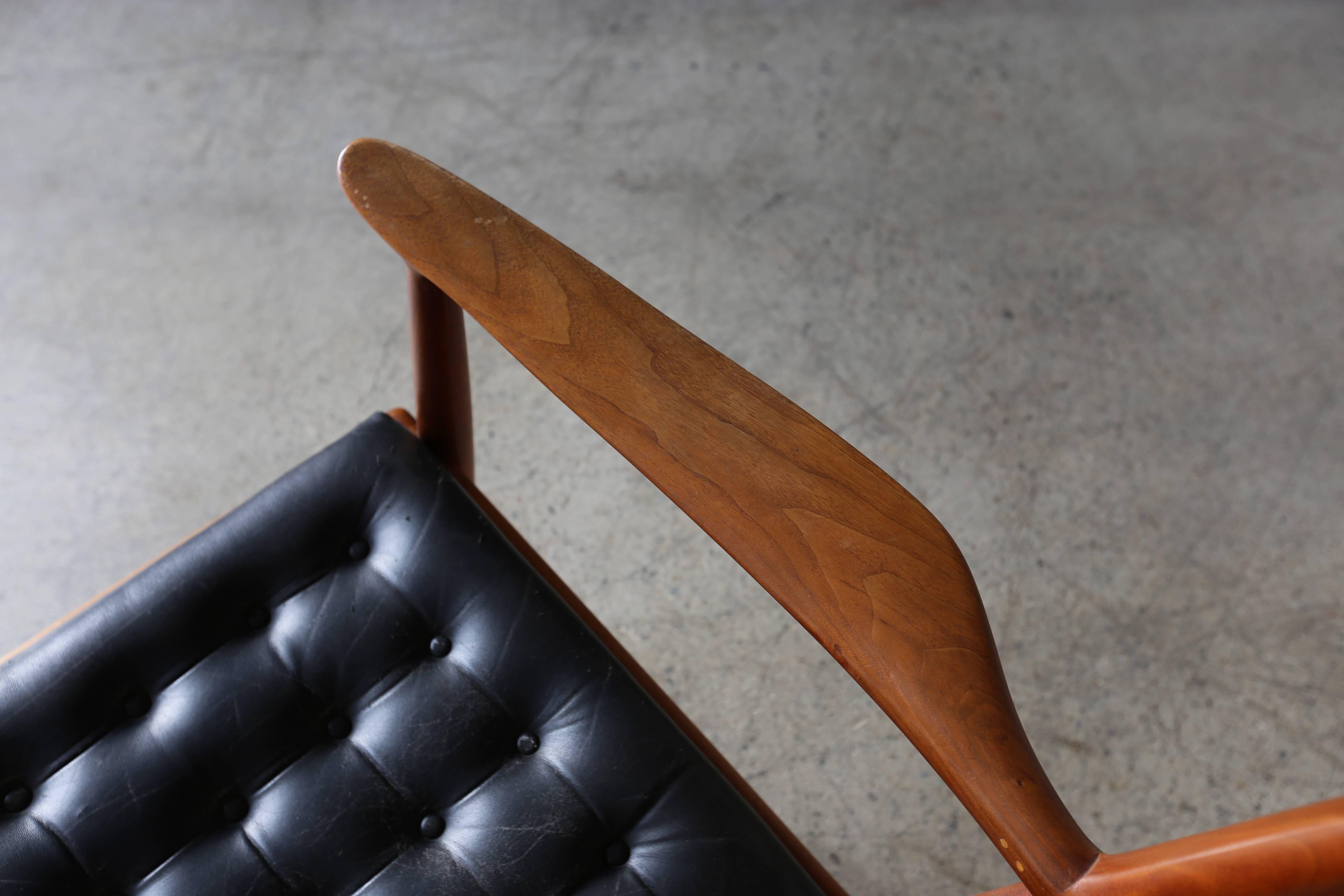 Mid-Century Modern Studio Crafted Lounge Chair by Sam Maloof