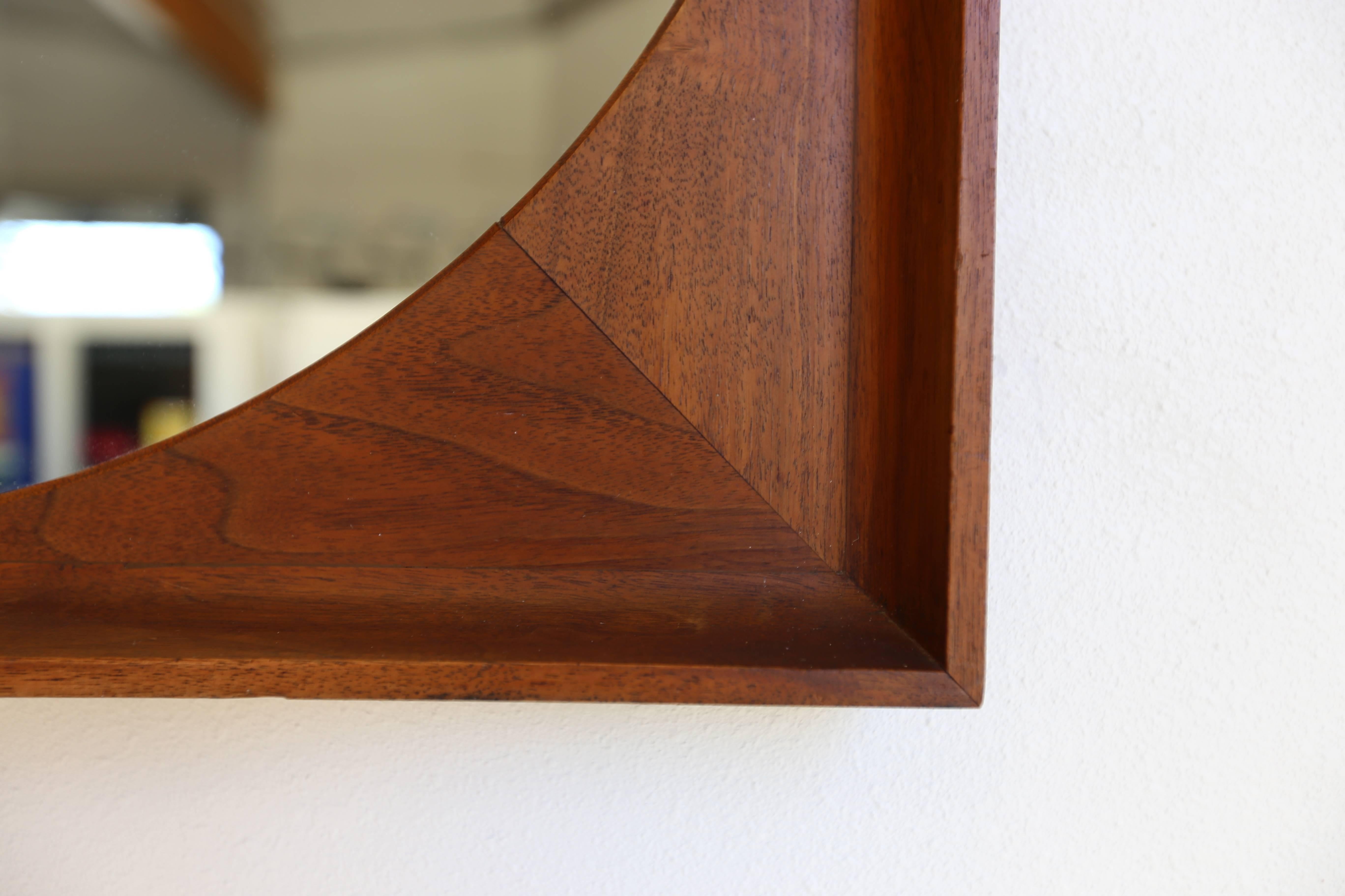 Walnut Framed Mirror by Arthur Umanoff for Howard Miller In Good Condition In Costa Mesa, CA