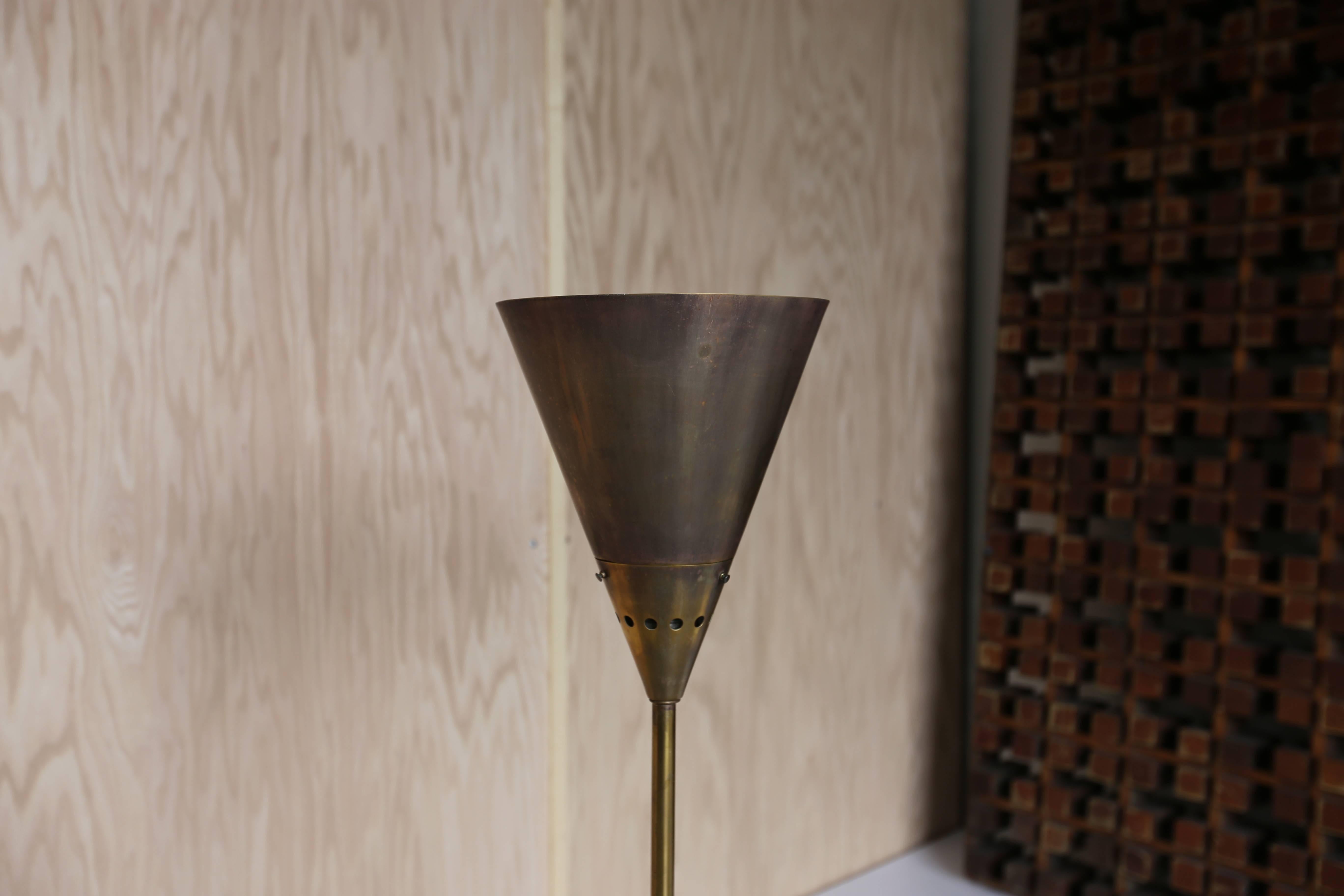“Baldry” Indirect Floor Lamp by Harry Weese In Excellent Condition In Costa Mesa, CA