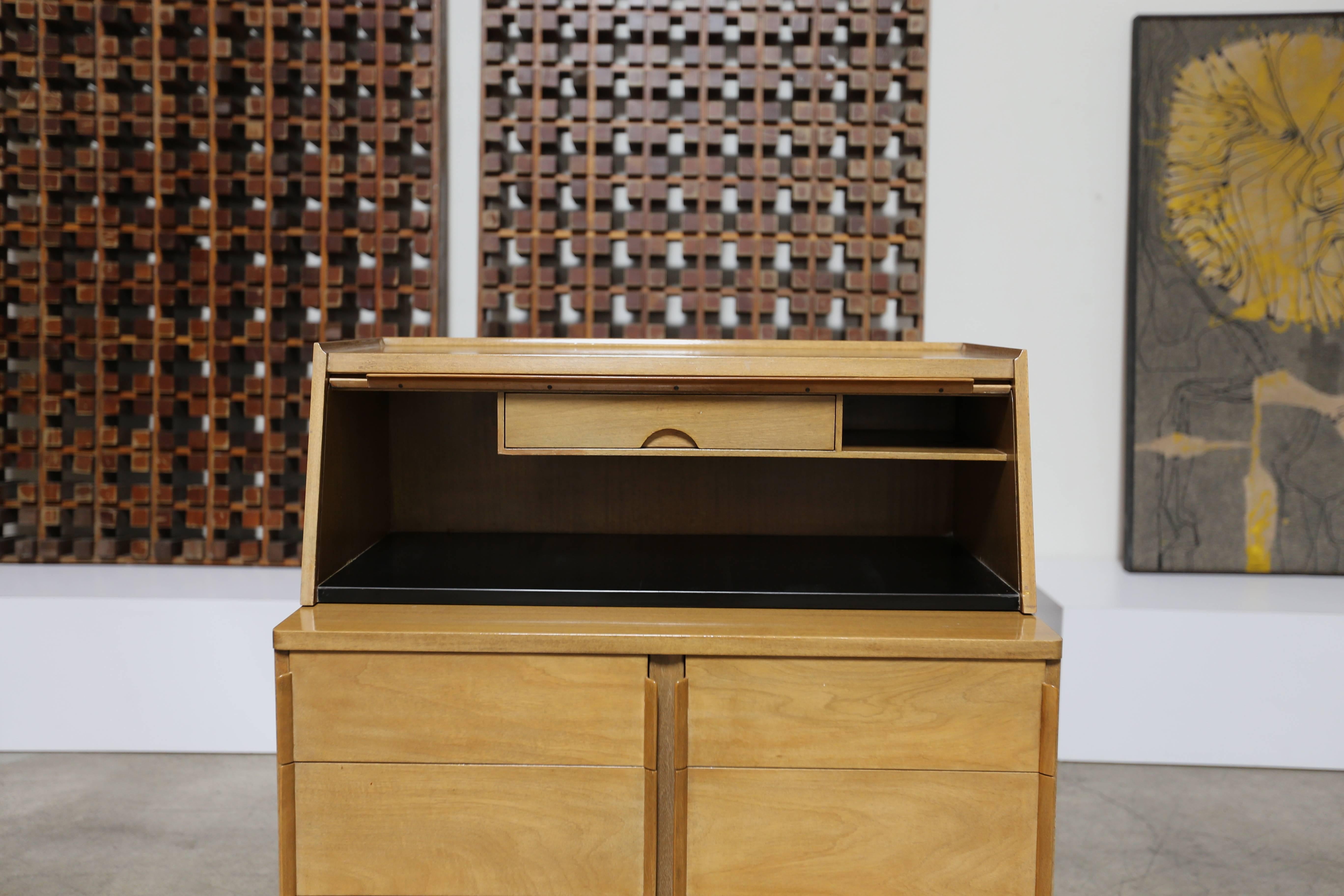 American Chest of Drawers by Edward Wormley for Dunbar