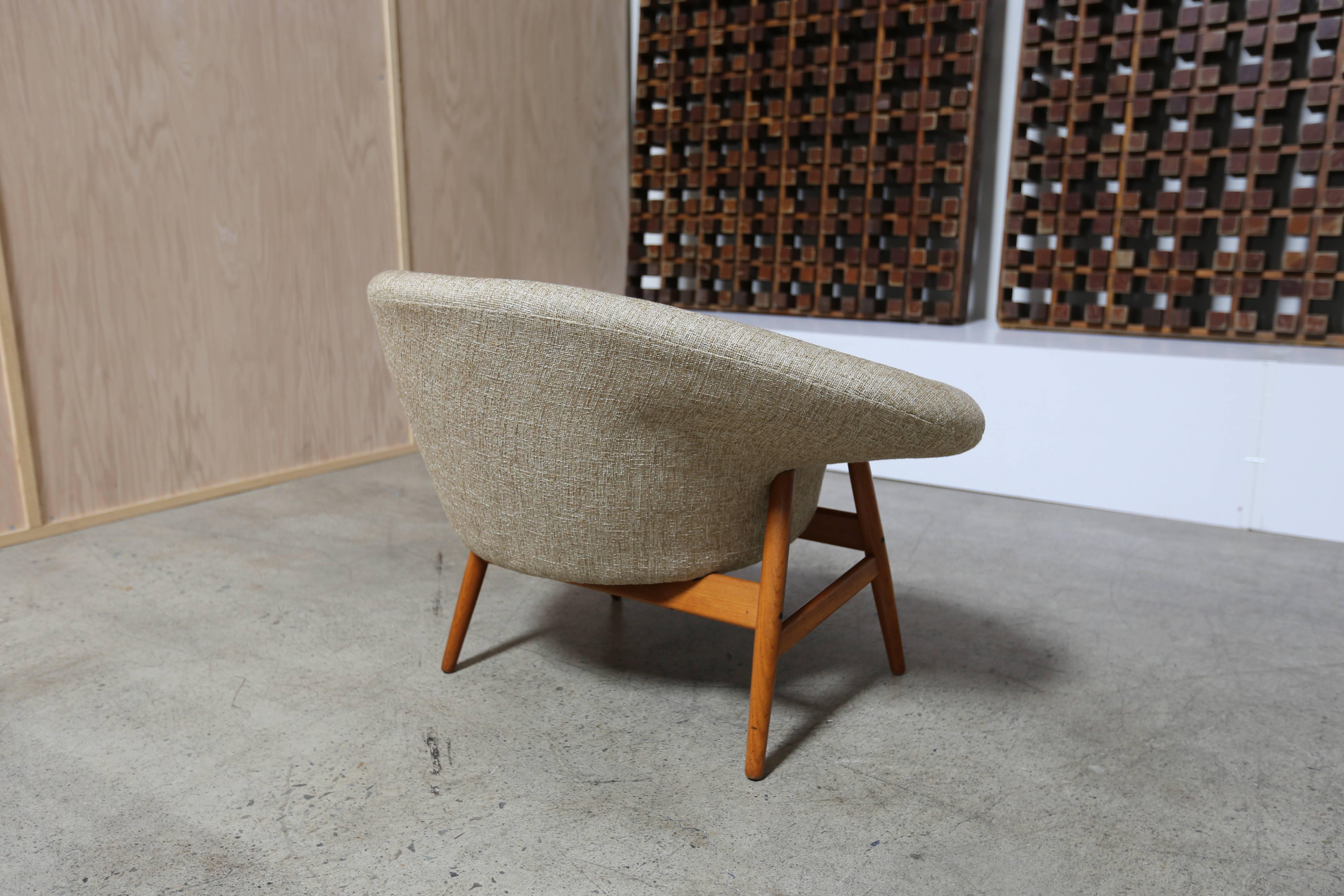 Mid-Century Modern Hans Olsen 