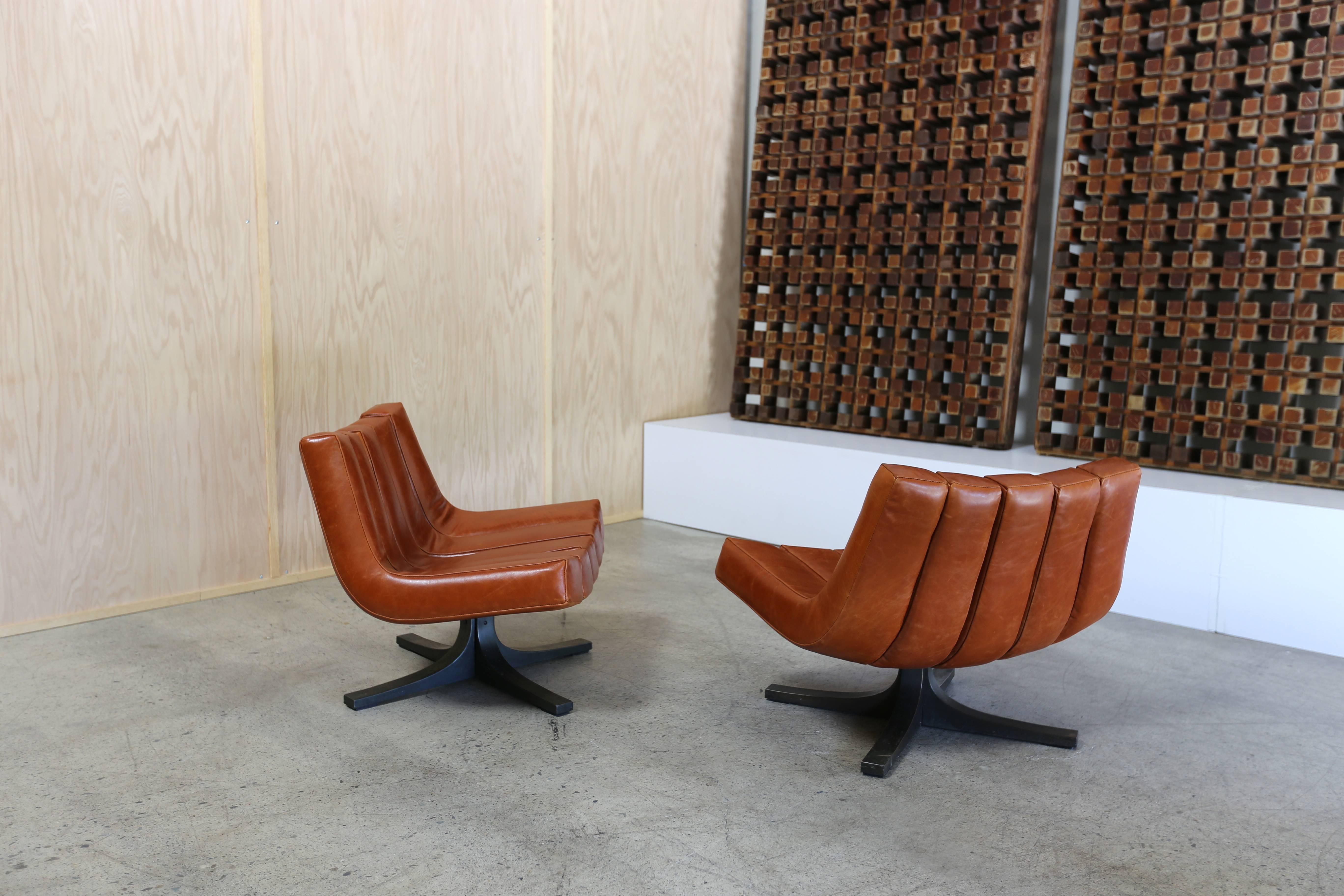 Spanish Rare Pair of Swivel Lounge Chairs by Javier Carvajal