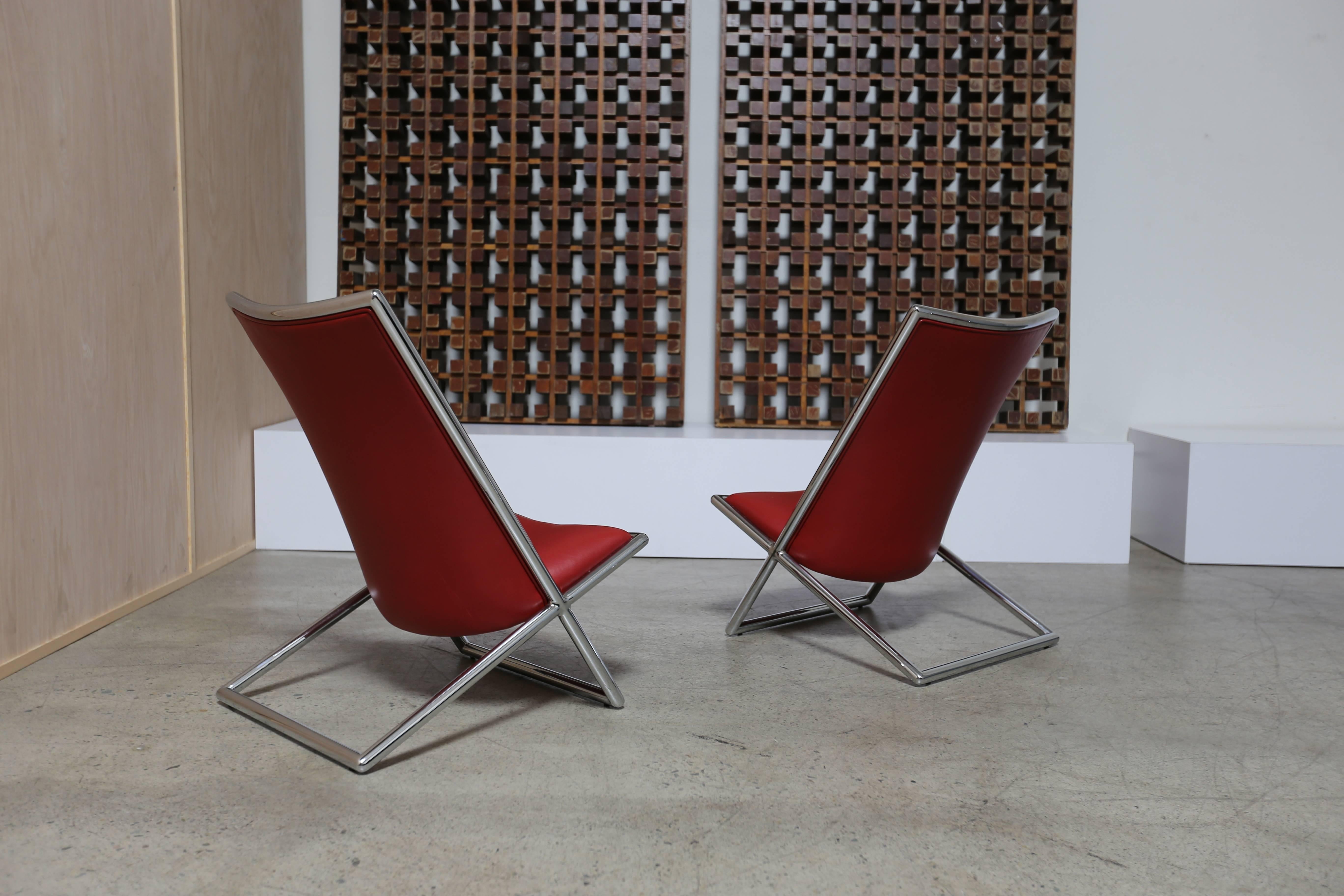 Pair of Scissor Chairs by Ward Bennett In Good Condition In Costa Mesa, CA