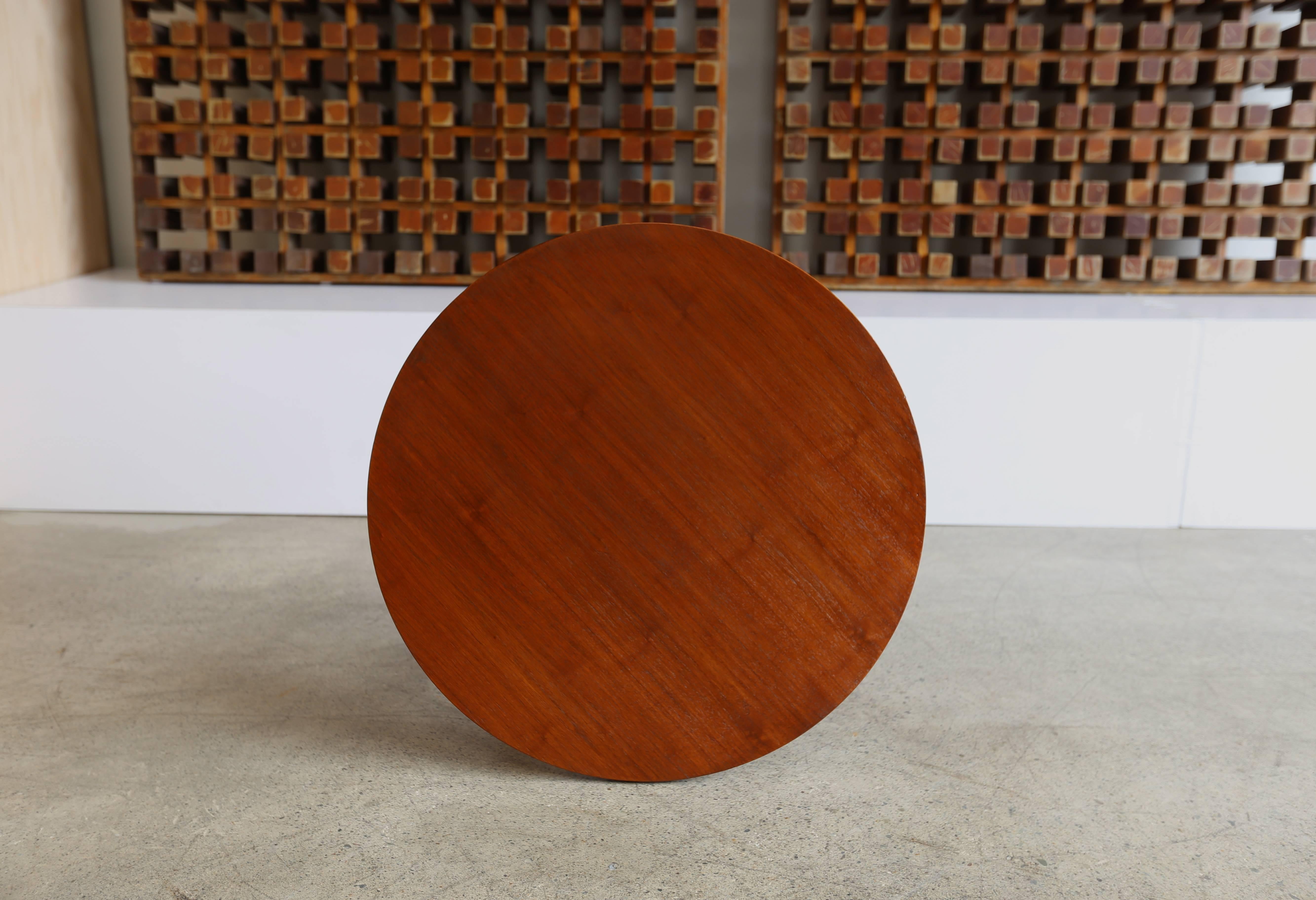 Mid-Century Modern Round Occasional Table by Edward Wormley for Dunbar