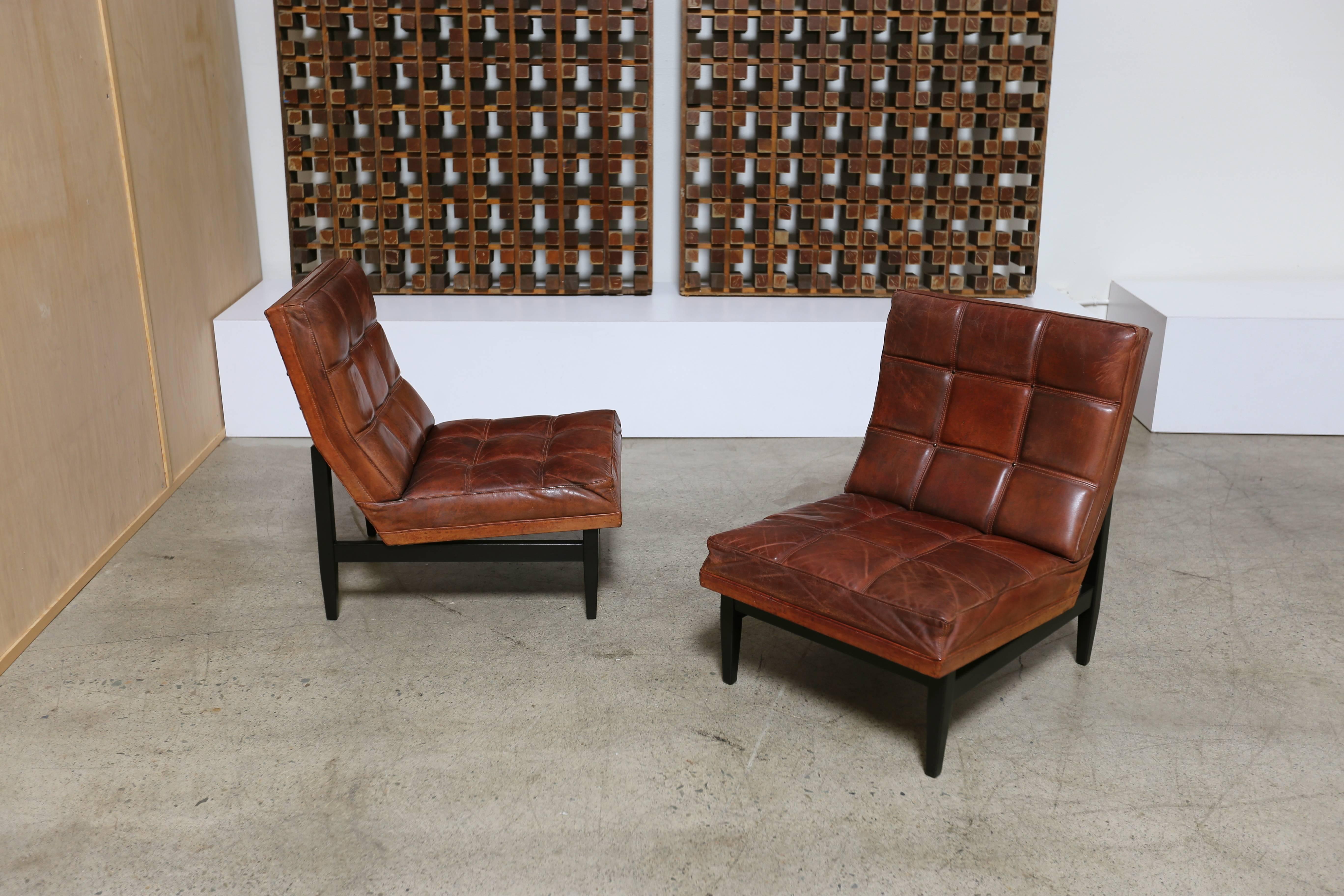 Pair of Leather Lounge Chairs by Camacho Roldan & Artecto Colombia In Good Condition In Denton, TX