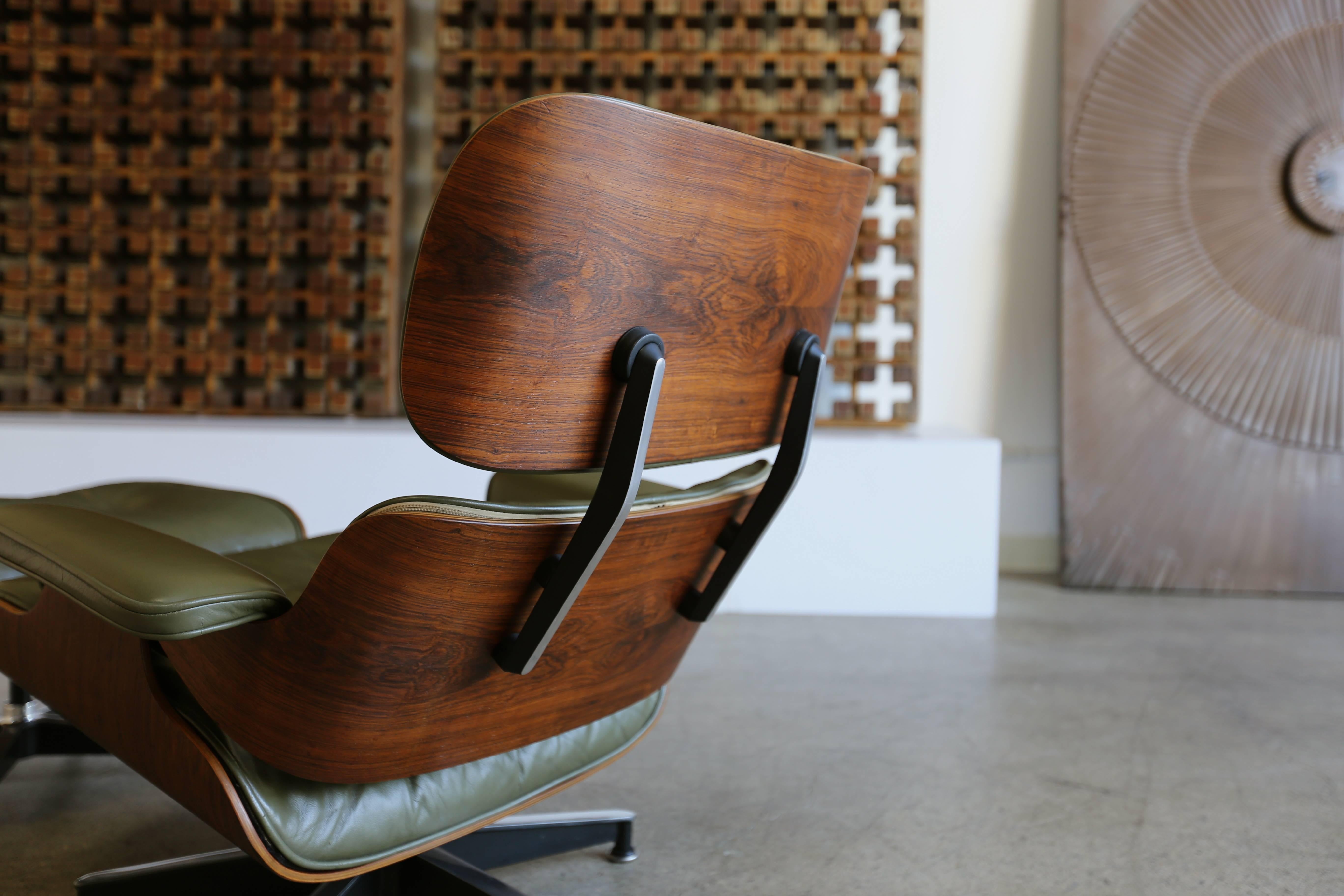 green eames chair