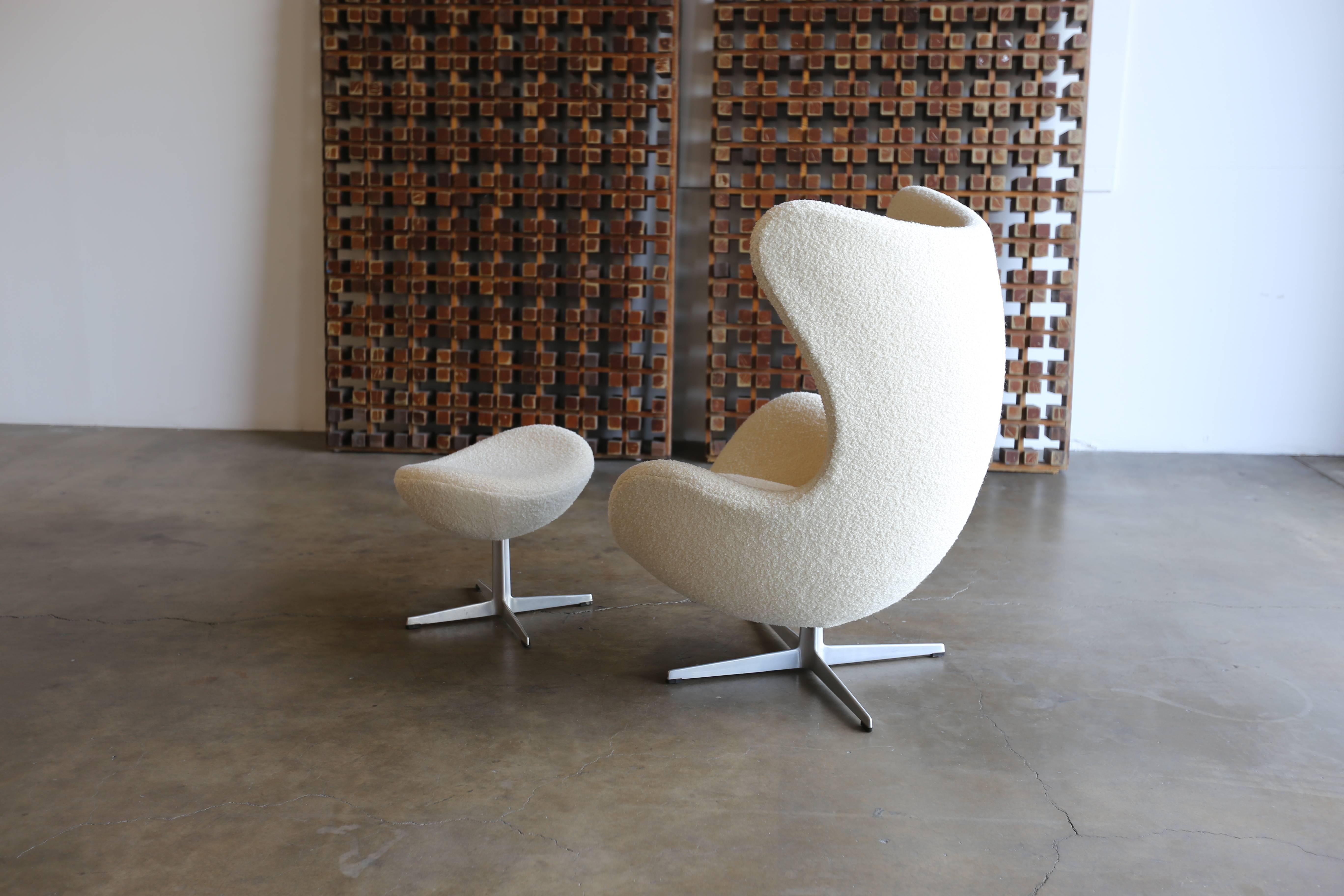 Egg Chair and Ottoman by Arne Jacobsen for Fritz Hansen 1