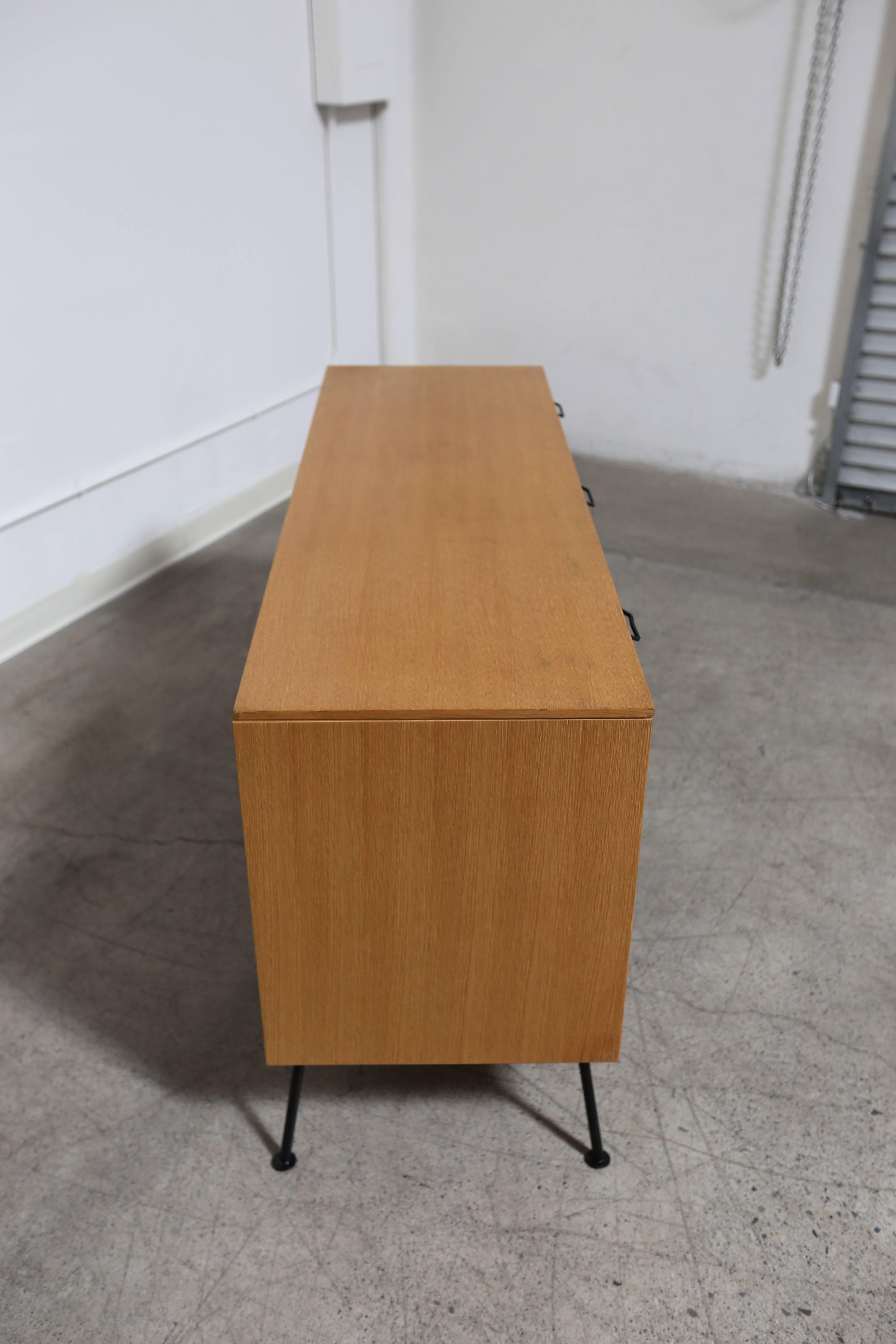 Dresser by Raymond Loewy for Mengel Furniture Company In Good Condition In San Juan Capistrano, CA