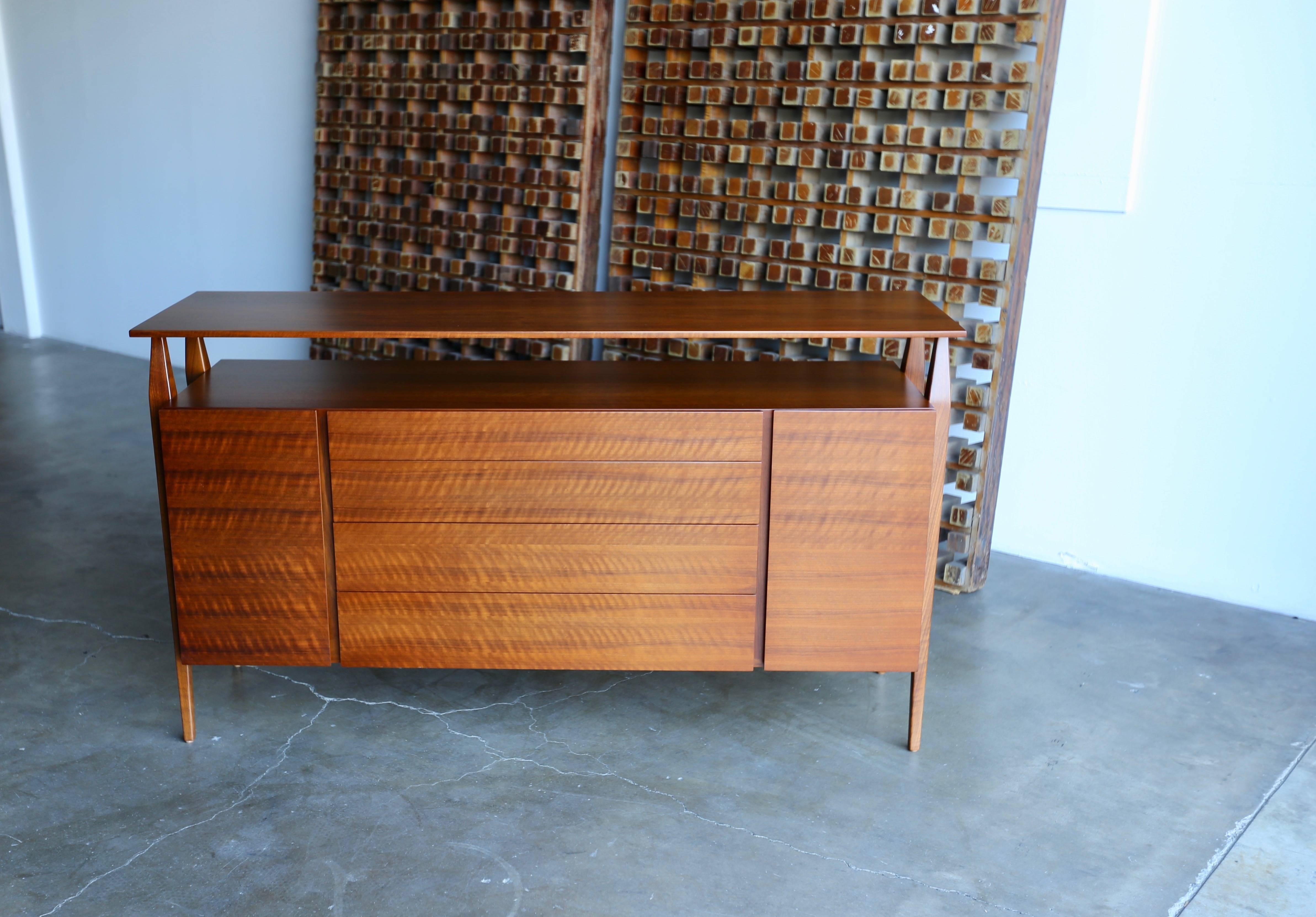 Cabinet Model 2154 by Bertha Schaefer for Singer & Sons 2