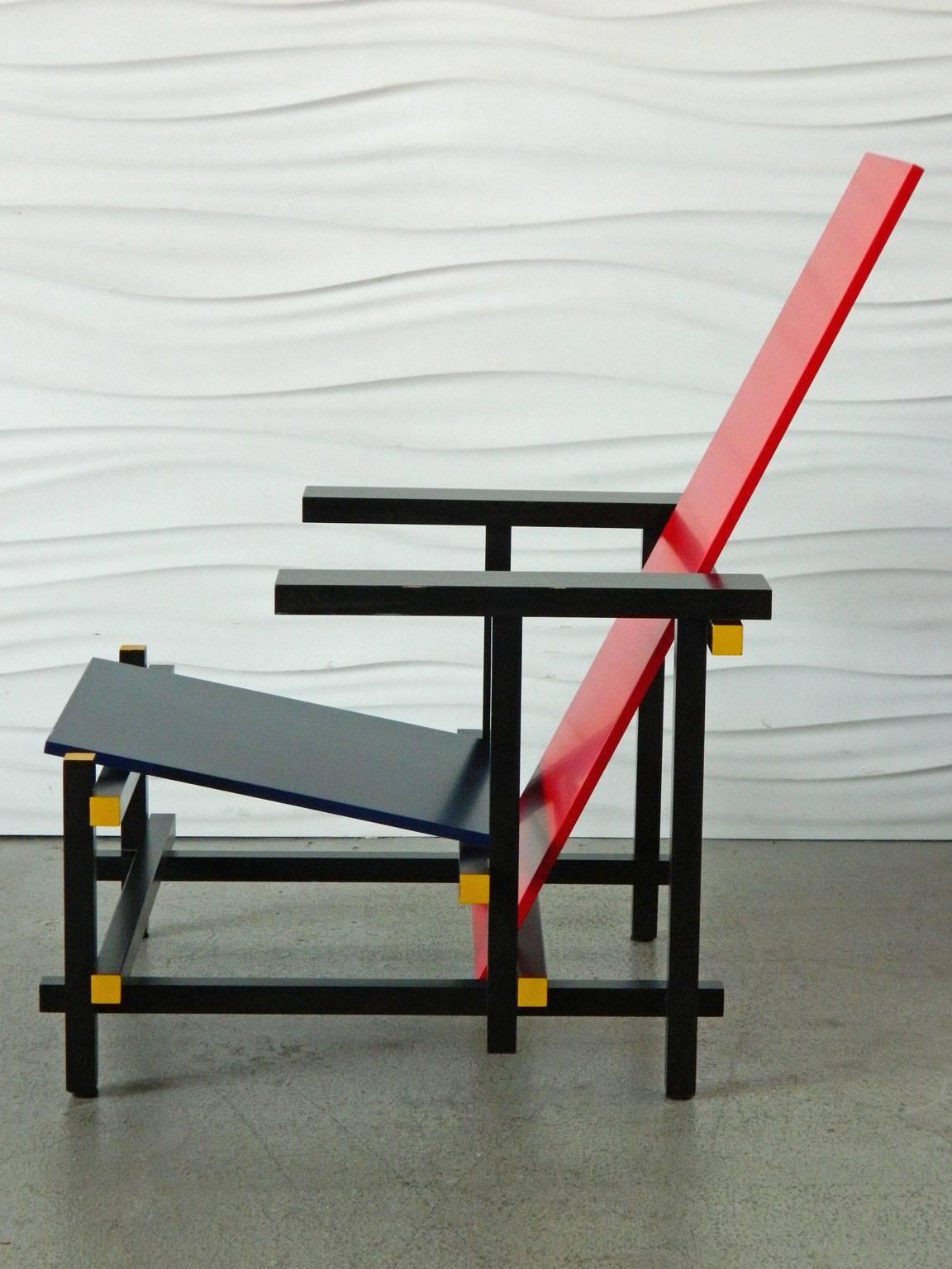 Italian Red and Blue Chair by Gerrit Thomas Rietveld For Sale