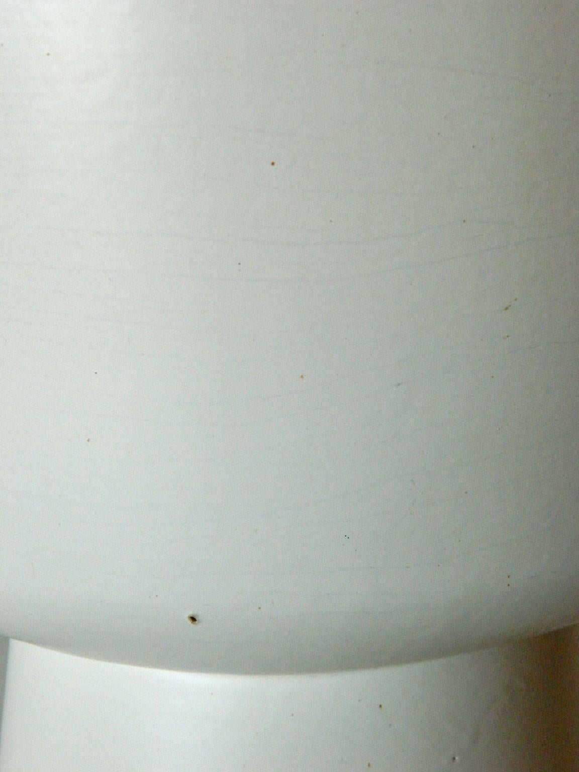Iconic Mid-Century Chalice planter by ceramic artist Malcolm Leland for Los Angeles architectural pottery.