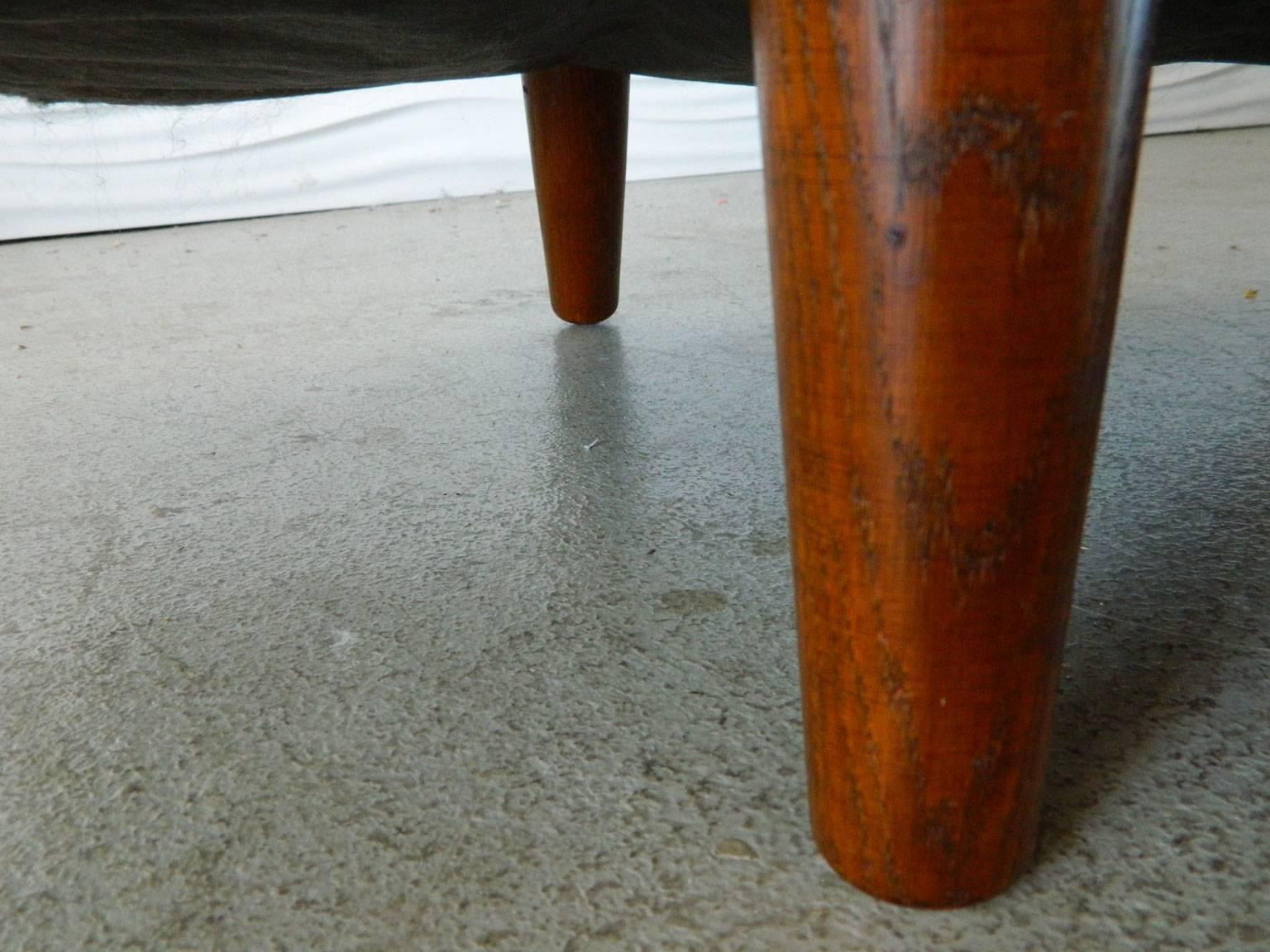 20th Century Hans Wegner Ap33 Sofa for A.P. Stolen For Sale