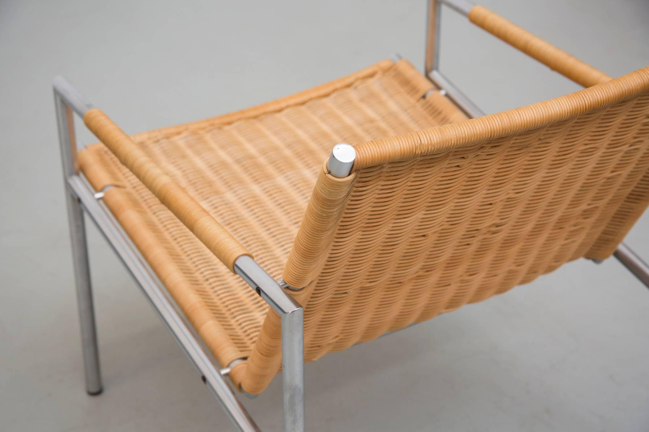 Martin Visser SZ 01 Rattan and Chrome Lounge Chair In Good Condition In Los Angeles, CA