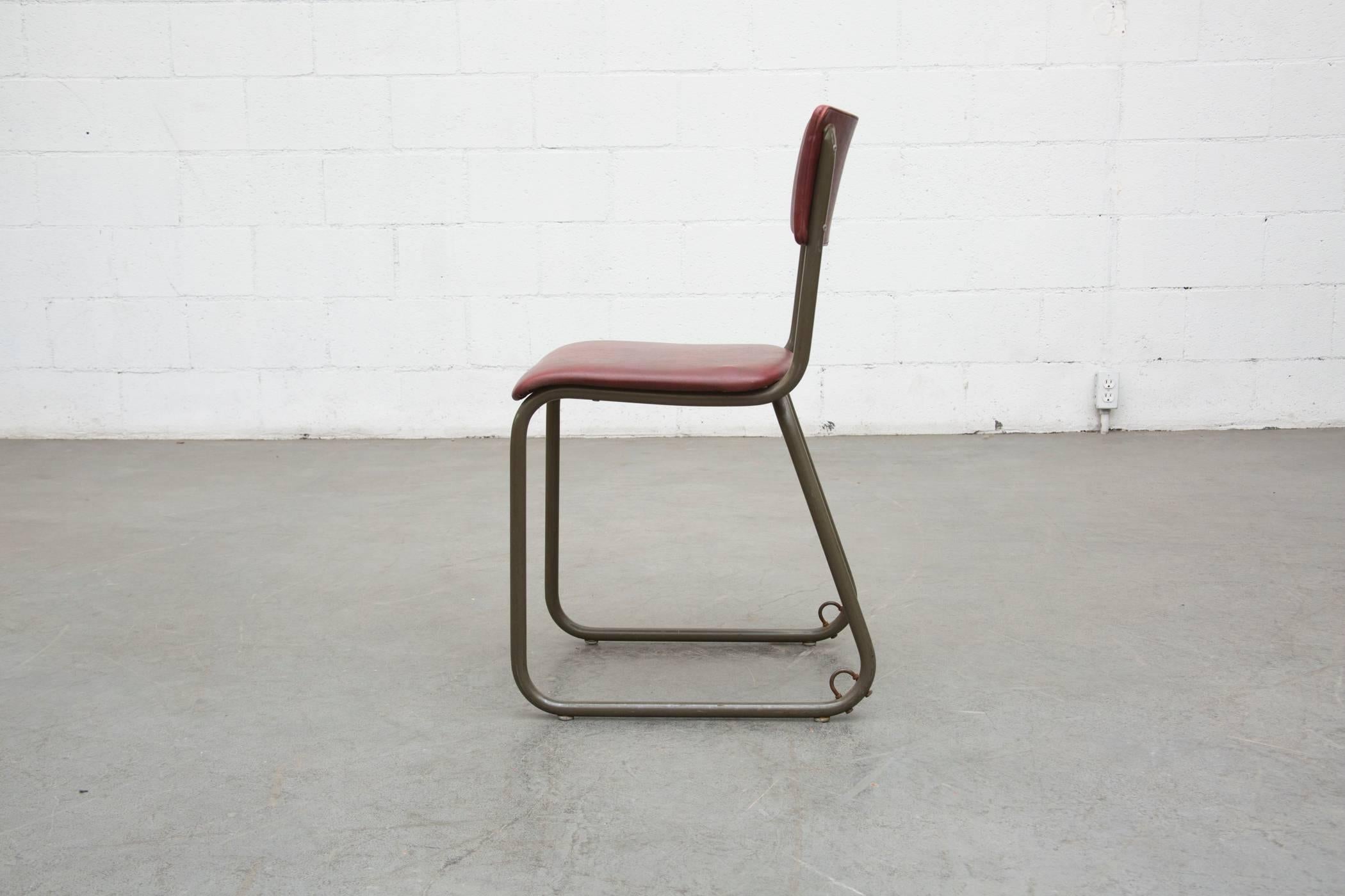 Set of 12 Tubular Metal and Vinyl Chairs In Good Condition In Los Angeles, CA