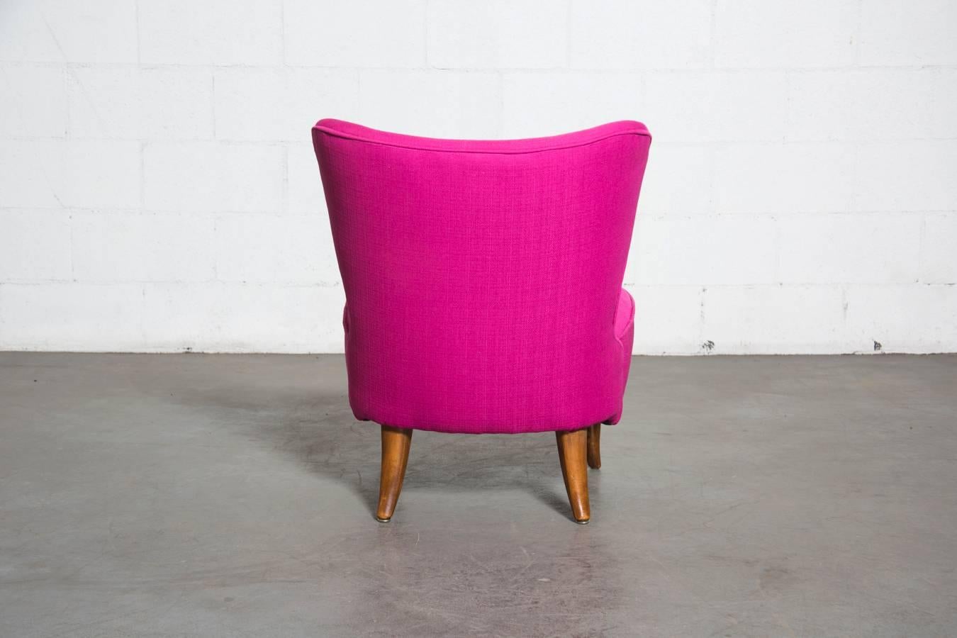 Fuchsia Theo Ruth Armless Lounge Chair In Good Condition In Los Angeles, CA