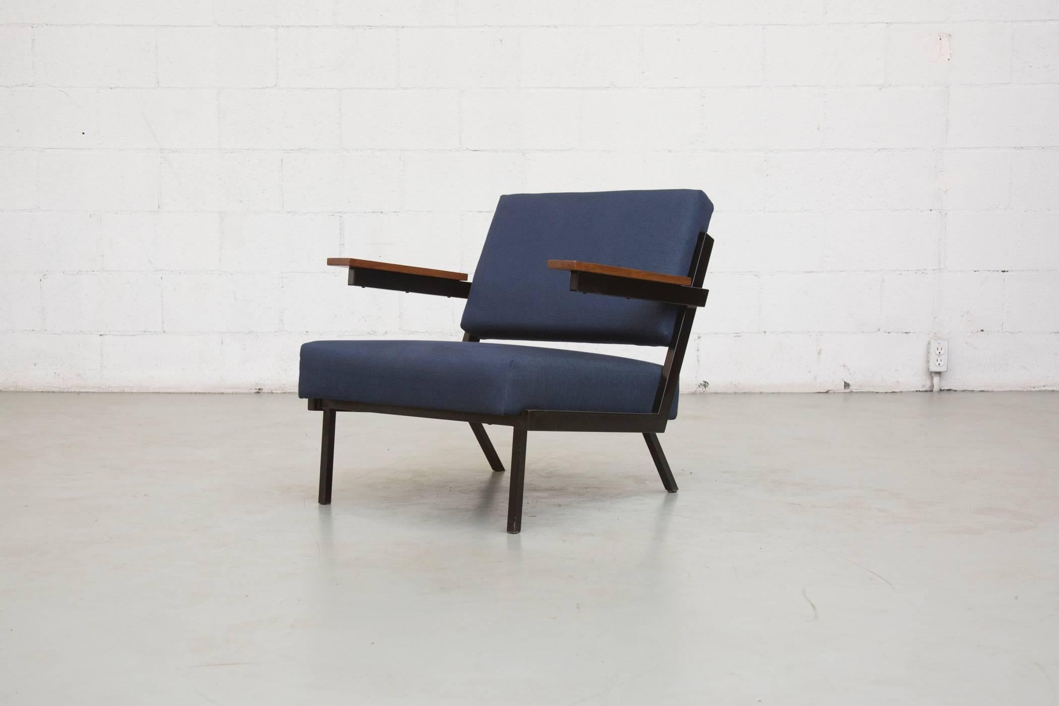 Mid-Century Modern Pair of Robert Parry Style Lounge Chairs
