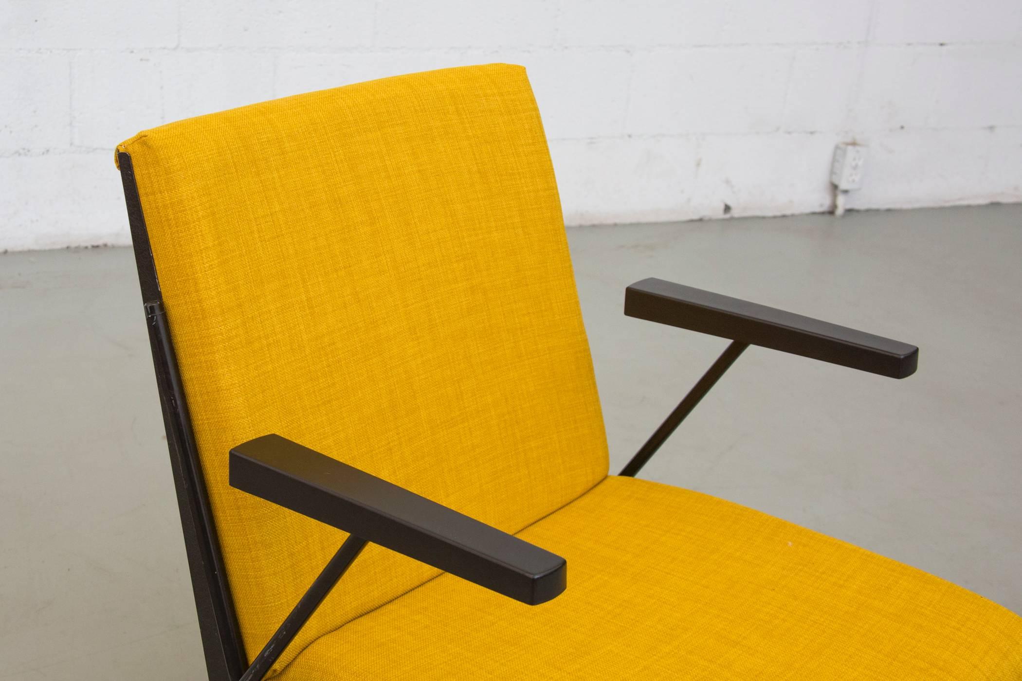 Mid-20th Century Ahrend de Cirkel Oase Lounge Chair by Wim Rietveld