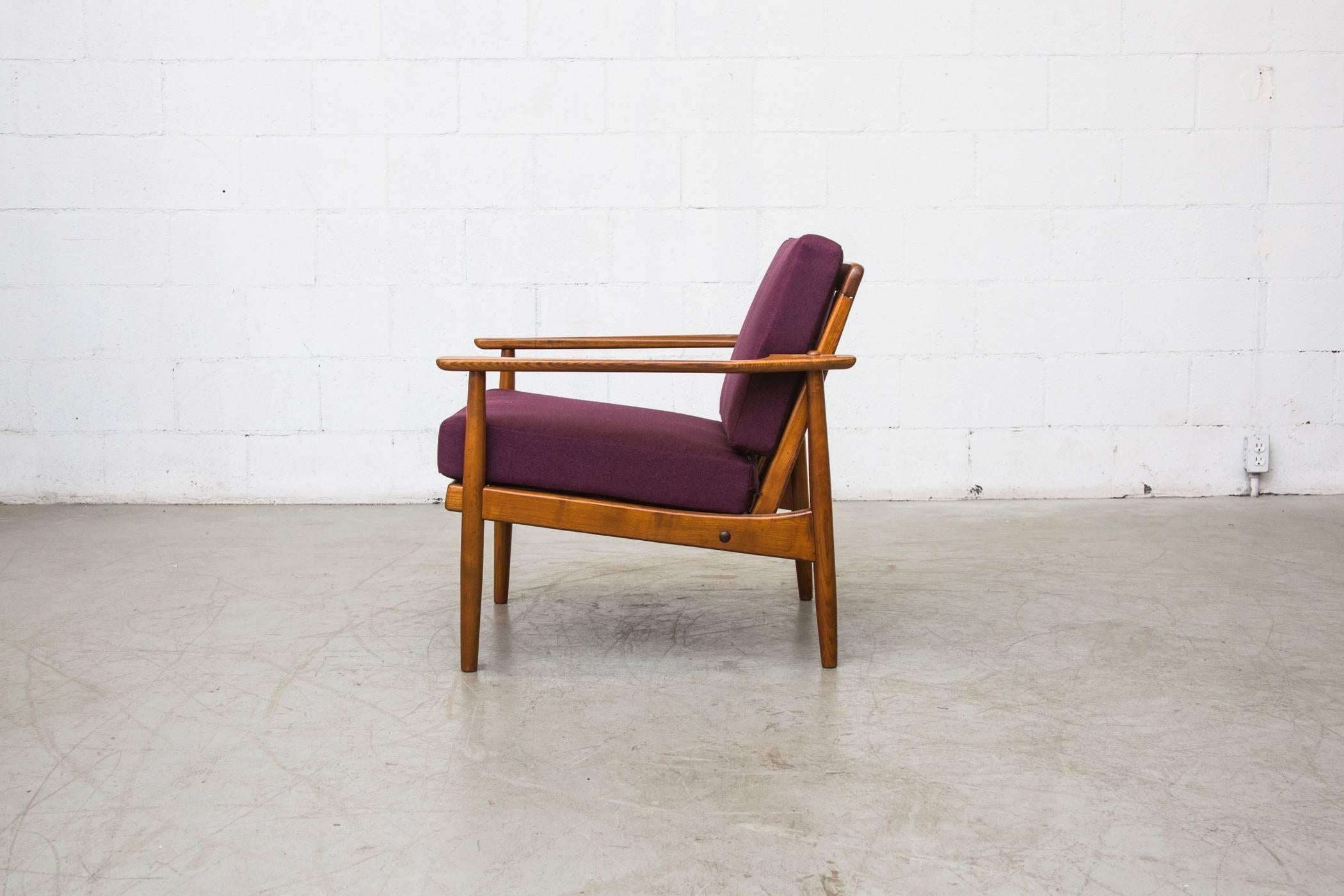 Dutch Mid-Century Modern Lounge Chair in Grape with Slat Back