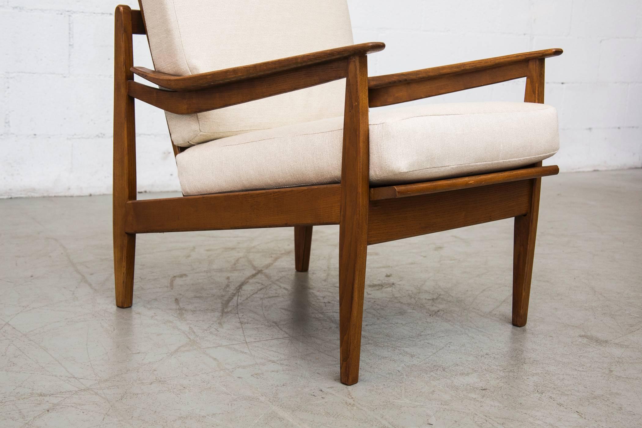 Pair of Danish Mid-Century Lounge Chairs in Bone 2